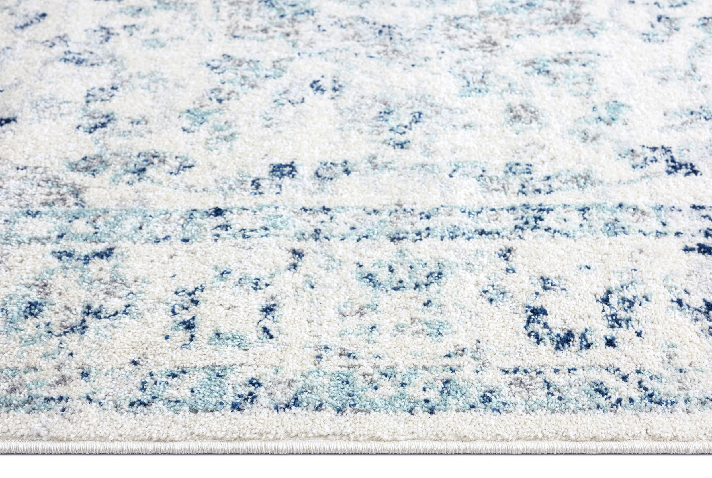 Noor Blue and Ivory Traditional Distressed Rug - Image 8