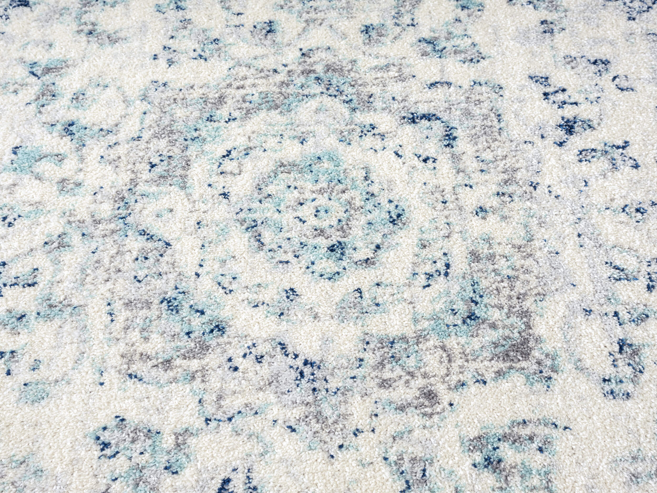 Noor Blue and Ivory Traditional Distressed Runner Rug - Image 5
