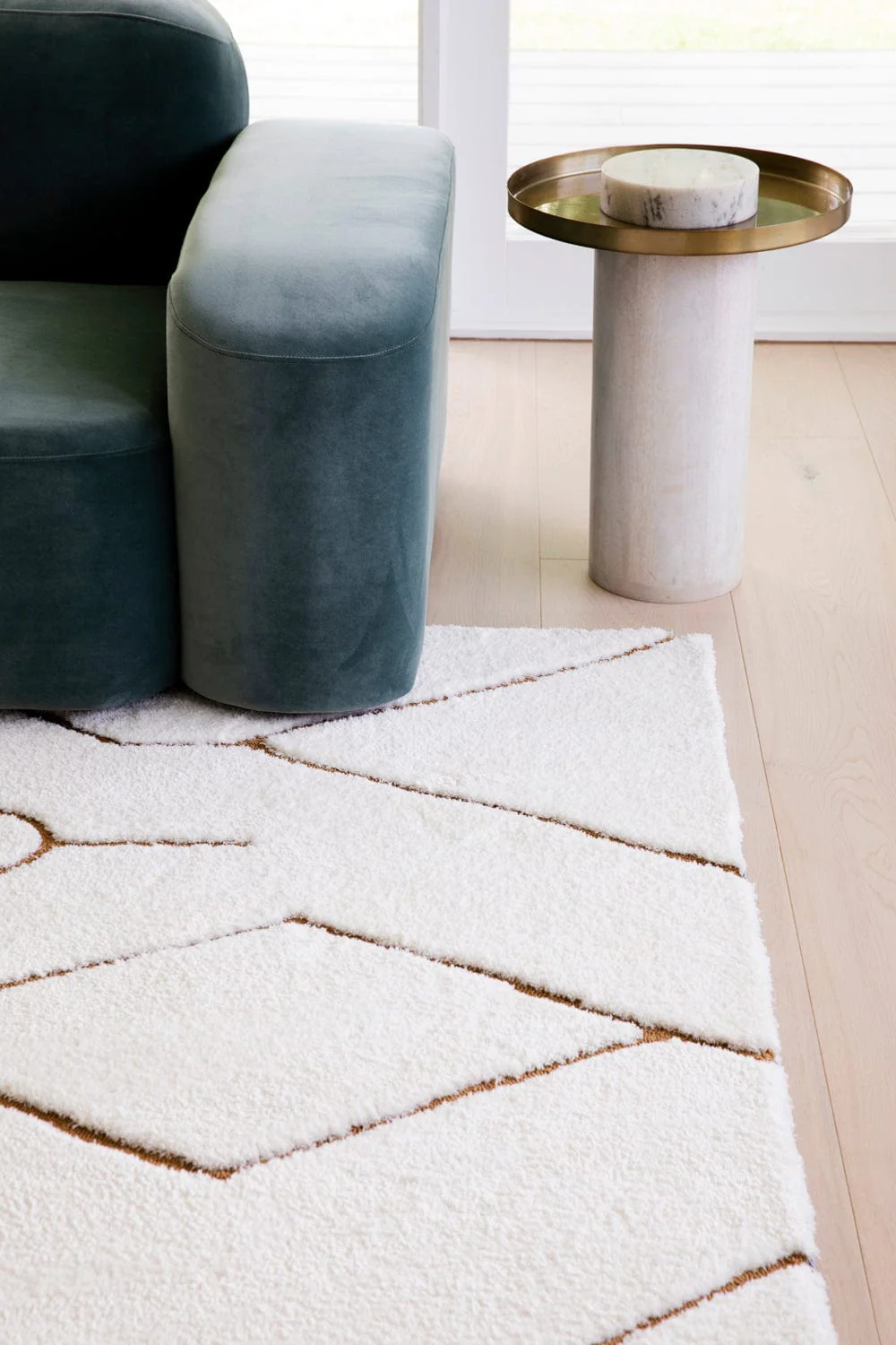 Nyla Cream and Gold Tribal Shag Rug - Image 10