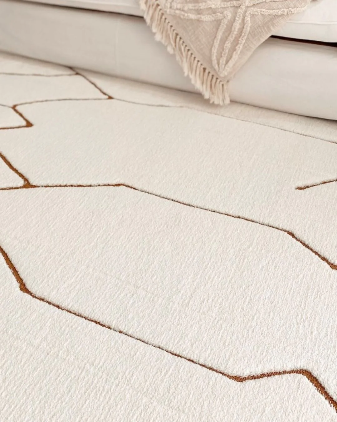 Nyla Cream and Gold Tribal Shag Rug - Image 5