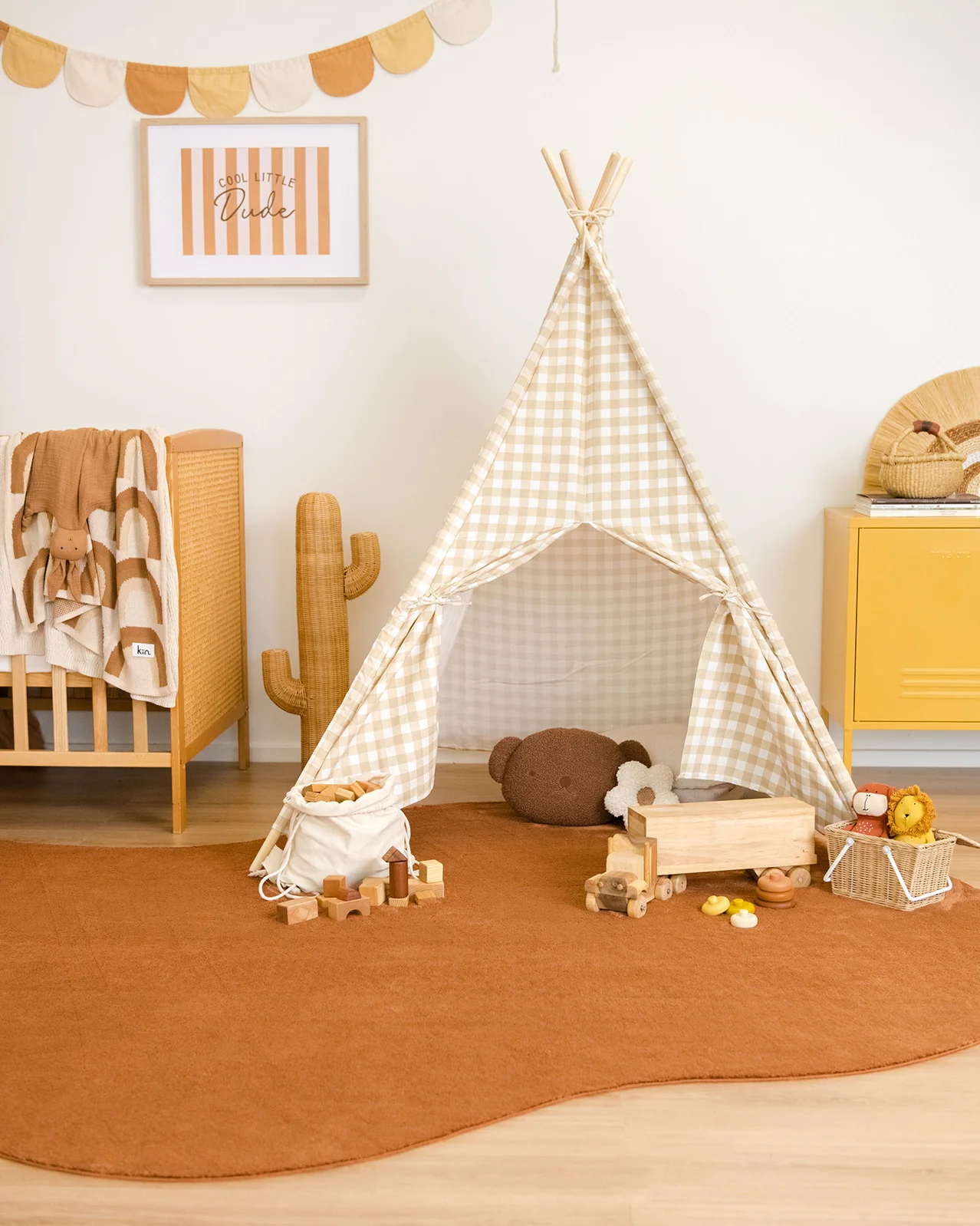 Oluchi Terracotta Brown Irregular Washable Rug - Image 5
