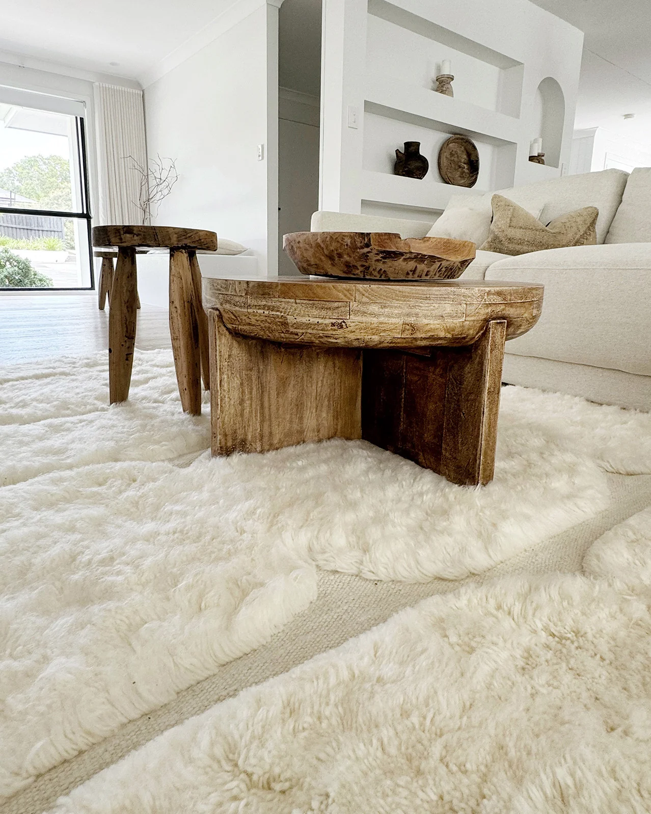 Omaira Ivory Textured Wool Round Rug - Image 3