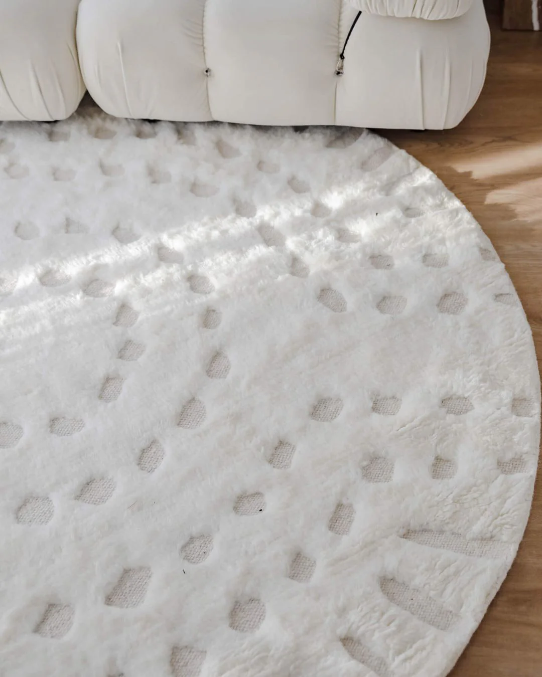 Omega Ivory Abstract Tribal Round Rug - Image 13