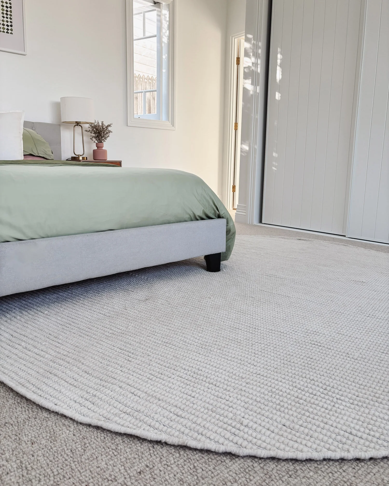 Pella Cream and Grey Textured Flatweave Round Rug - Image 5