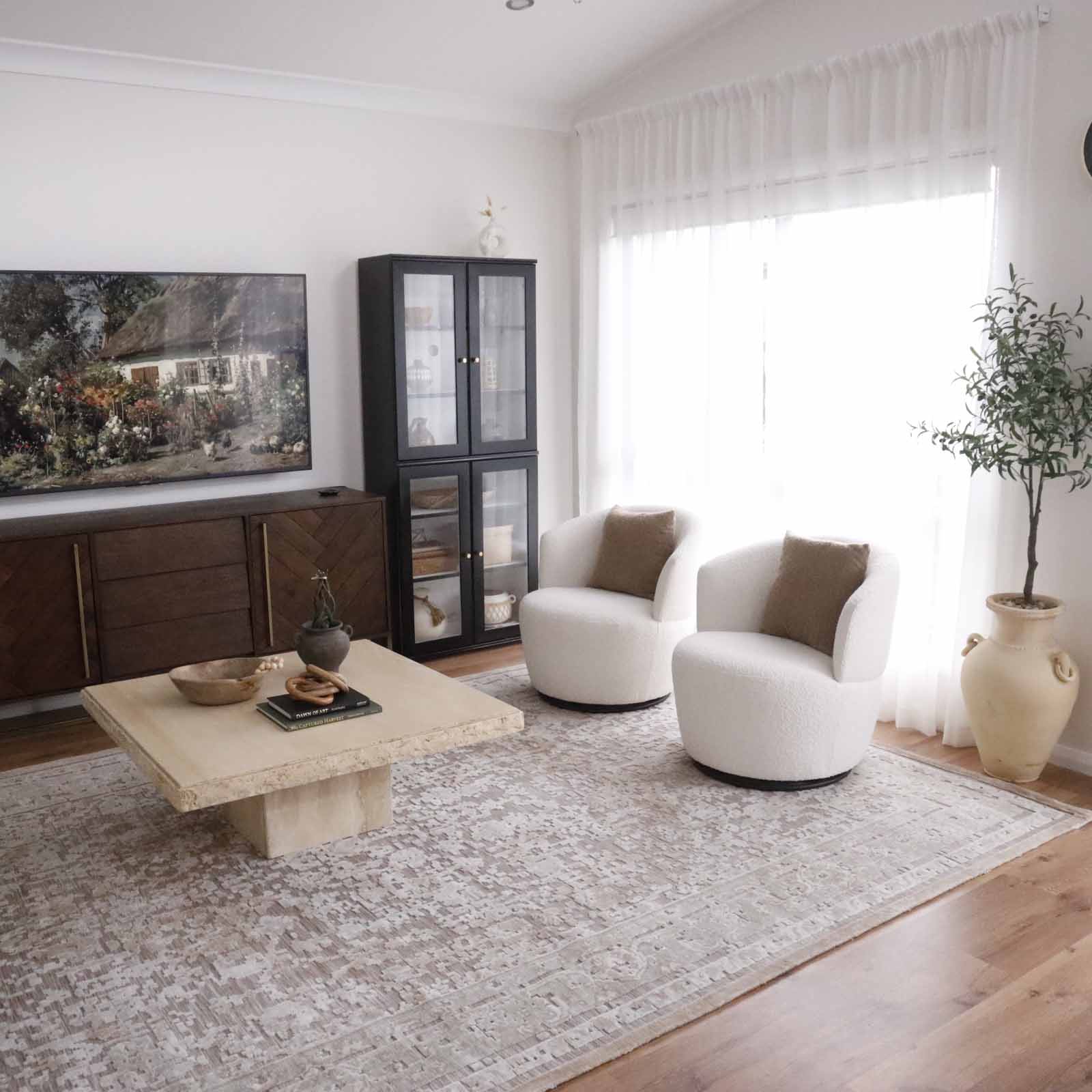 Piya Brown and Grey Traditional Distressed Rug - Image 7