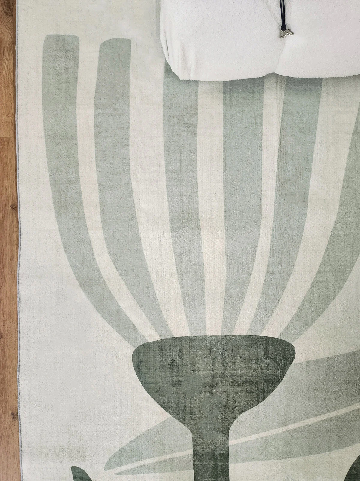 Quella Green Botanical Washable Rug - Image 4