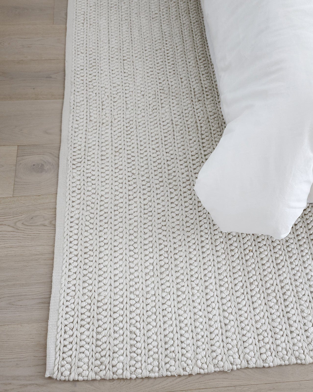 Rafiella Ivory Braided Indoor Outdoor Rug - Image 4