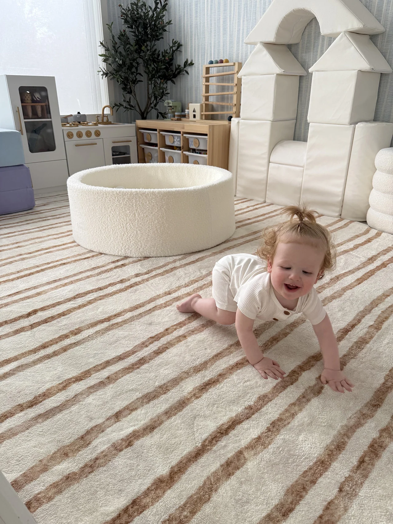 Rhow Neutral Striped Washable Rug - Image 10