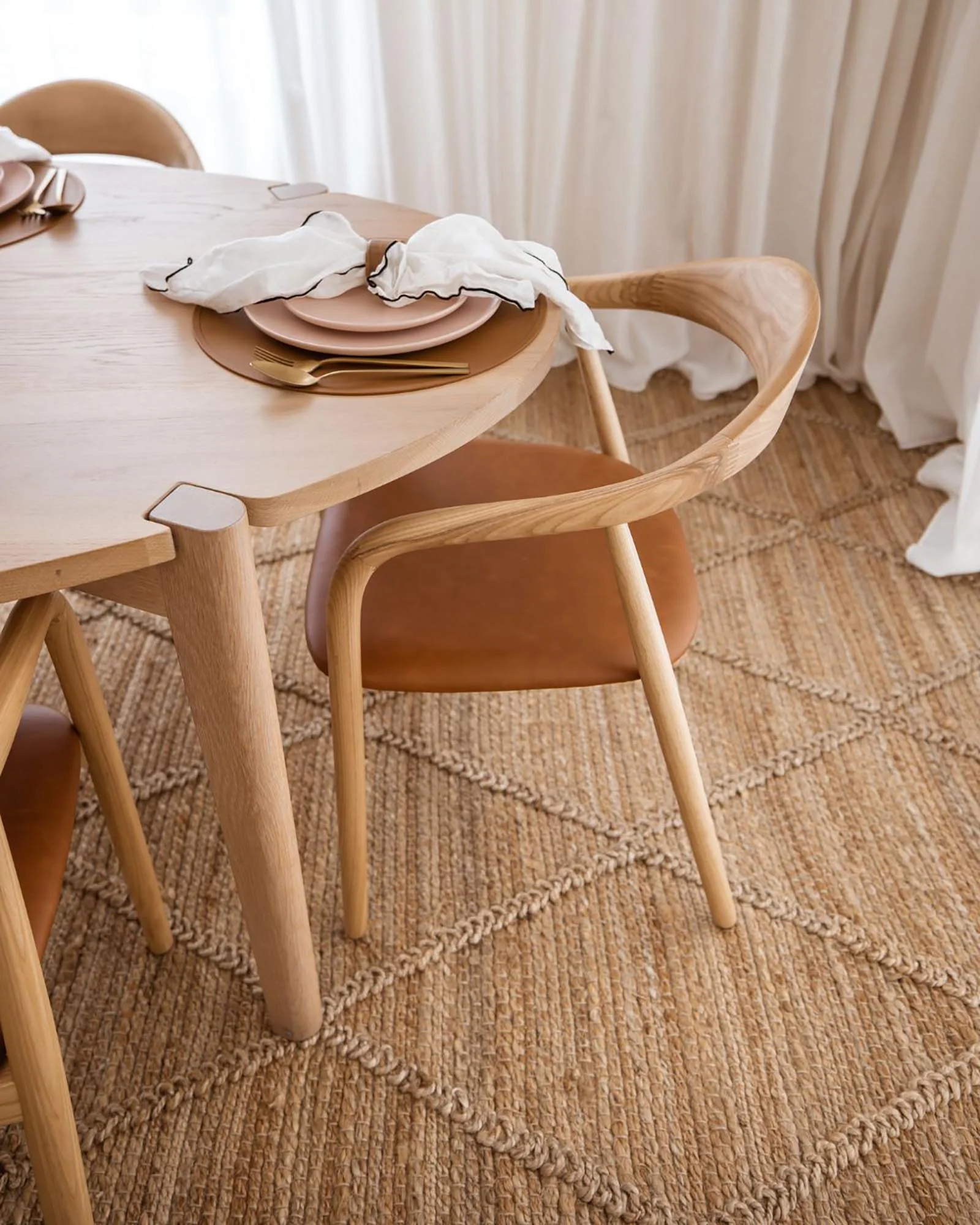 Sabra Diamond Lattice Jute Rug - Image 6