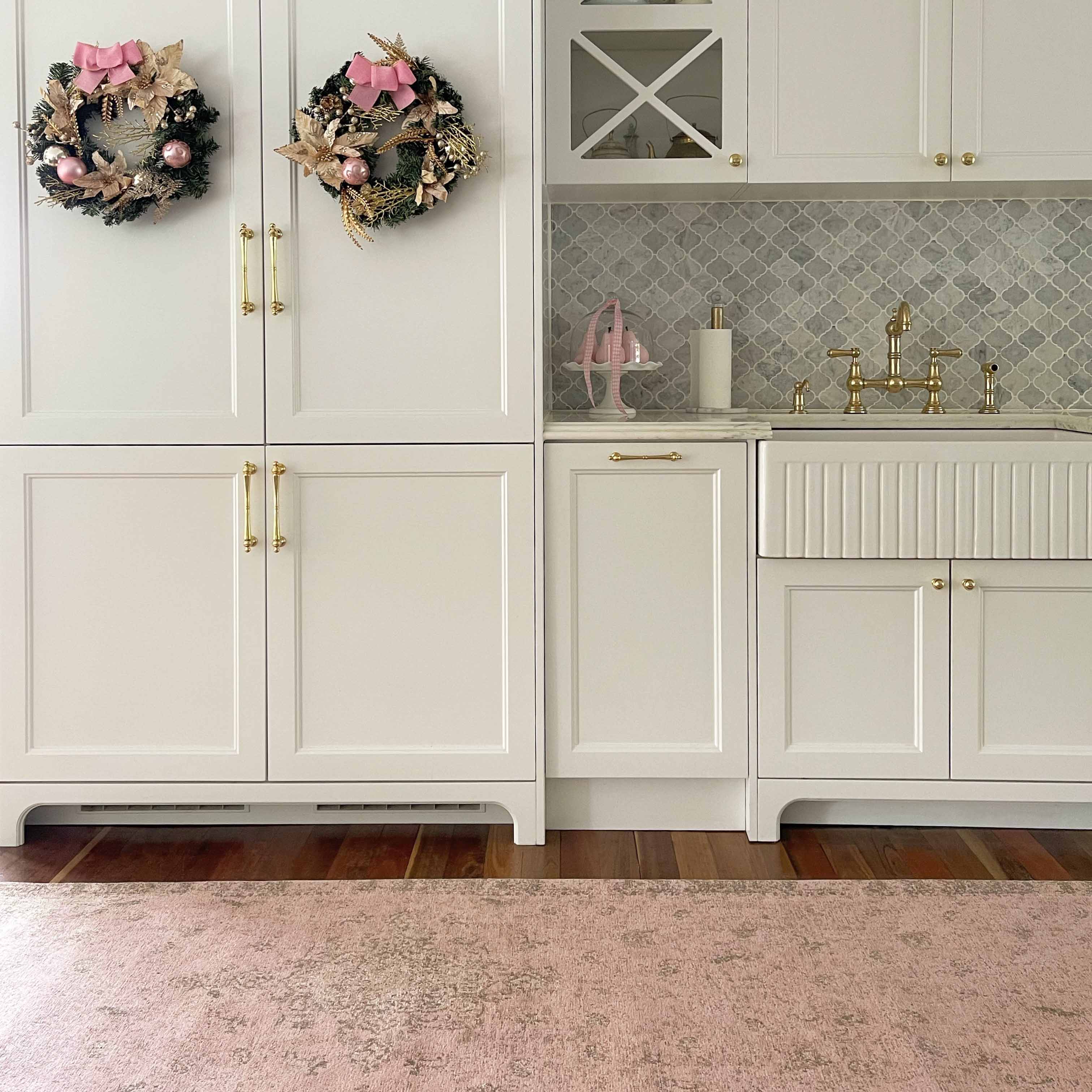 Sahara Turkish Style Pink Distressed Medallion Runner Rug - Image 3