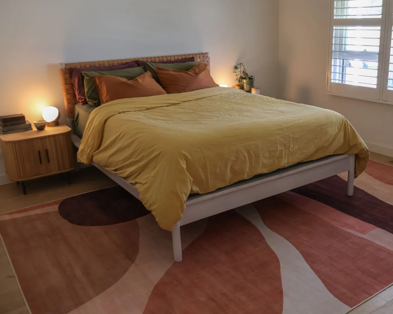 Samia Red and Beige Abstract Washable Rug - Image 3