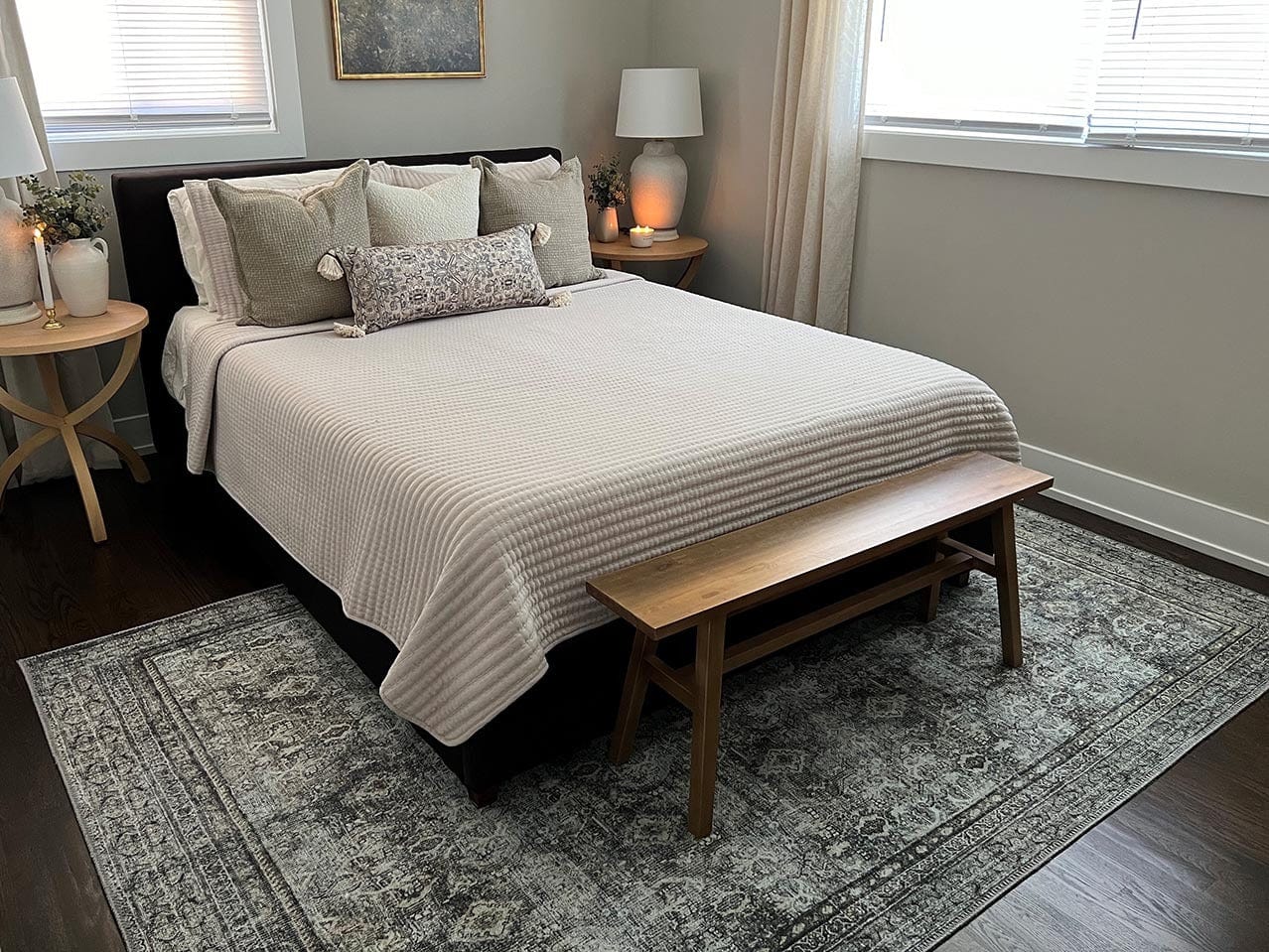 Santi Green and Grey Traditional Distressed Washable Rug - Image 4