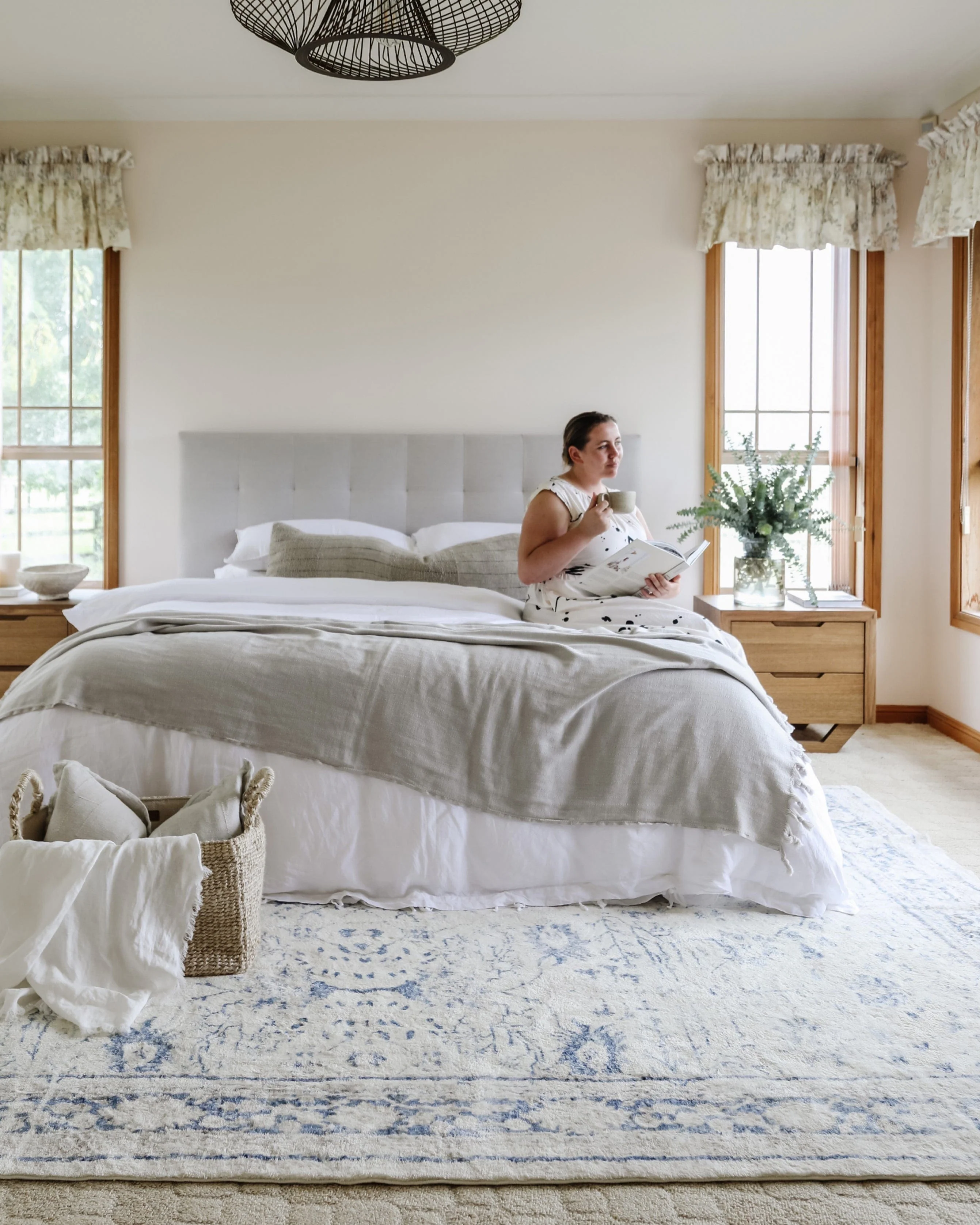 Sarafina Blue and Grey Distressed Washable Rug - Image 14