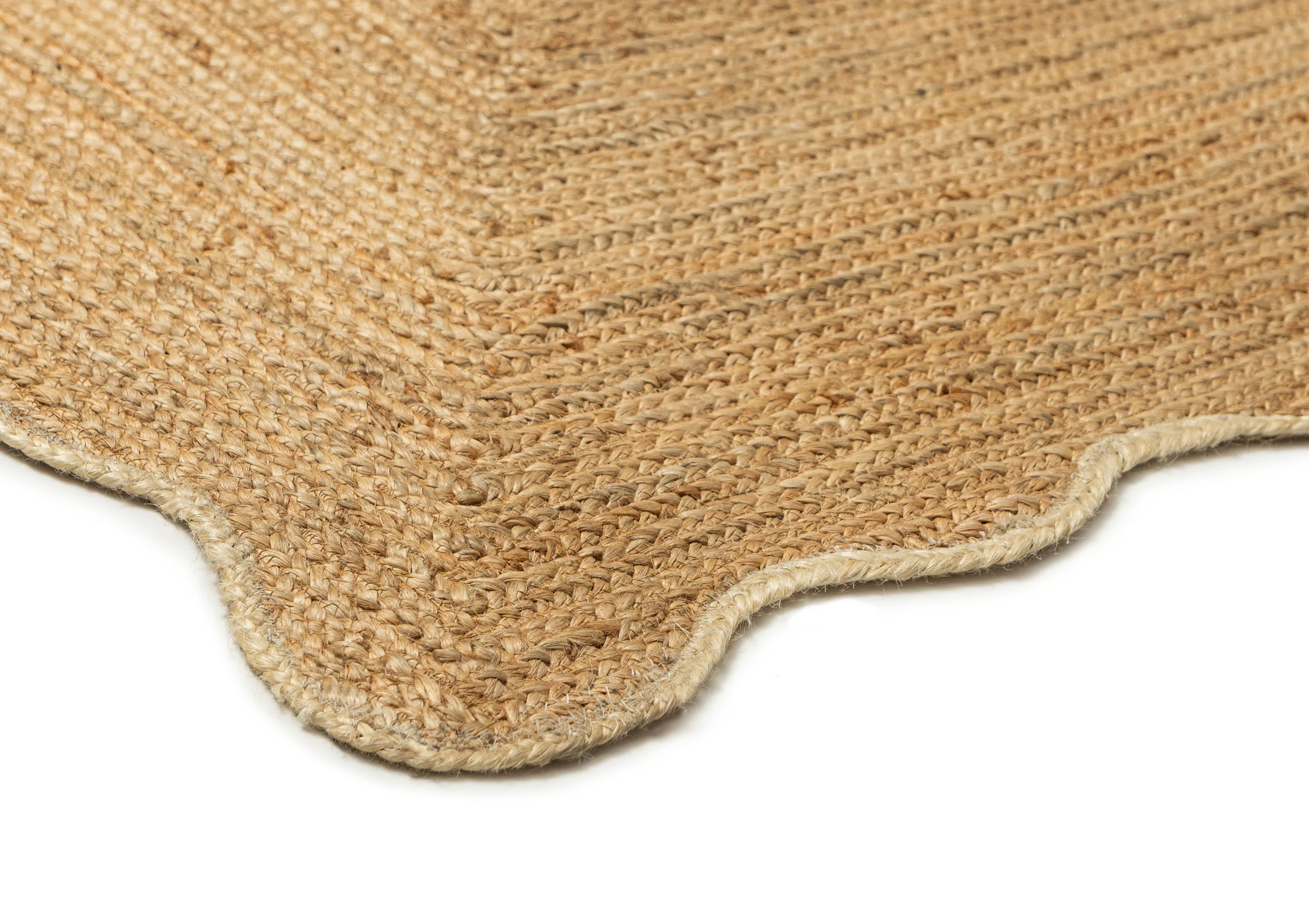 Sarandi Natural Brown Scalloped Jute Rug - Image 2