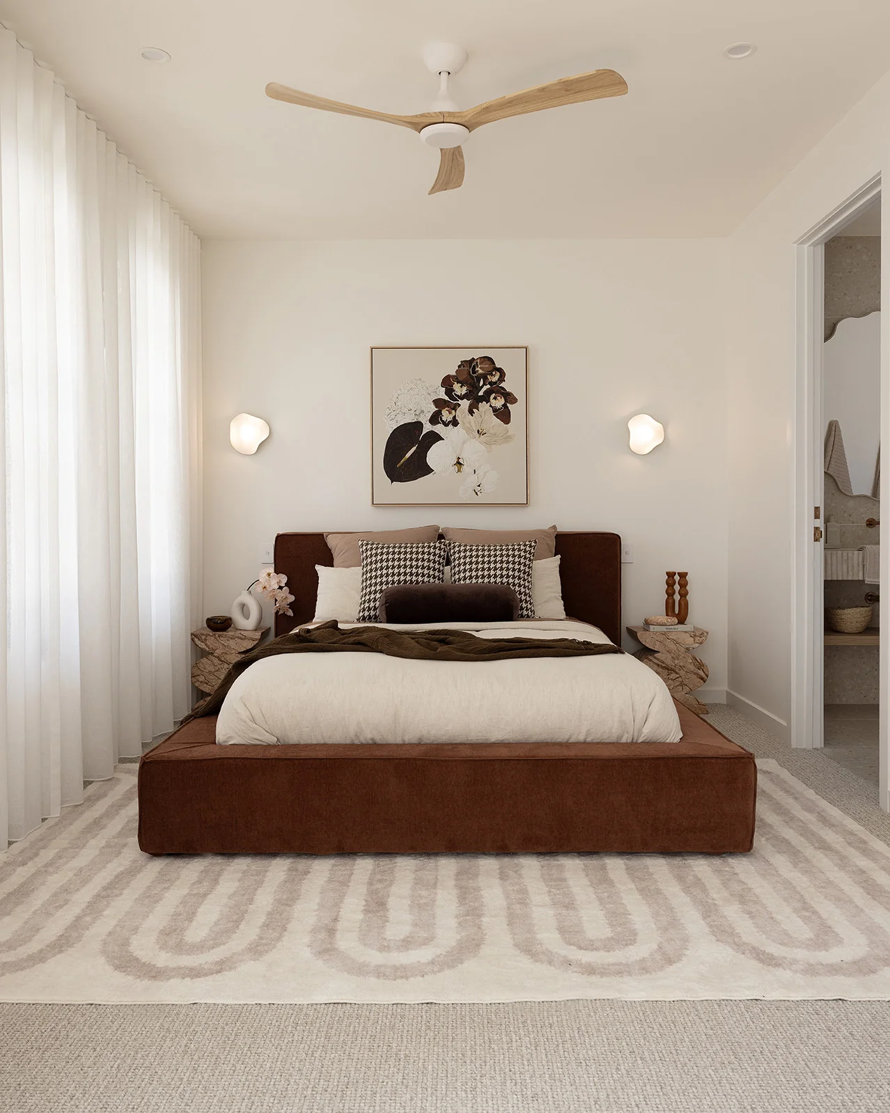 Sargola Ivory Curve Pattern Washable Rug - Image 2