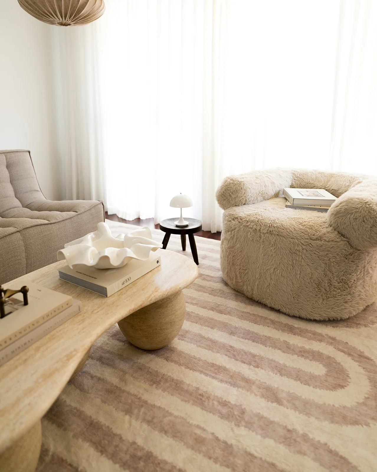 Sargola Ivory Curve Pattern Washable Rug - Image 6