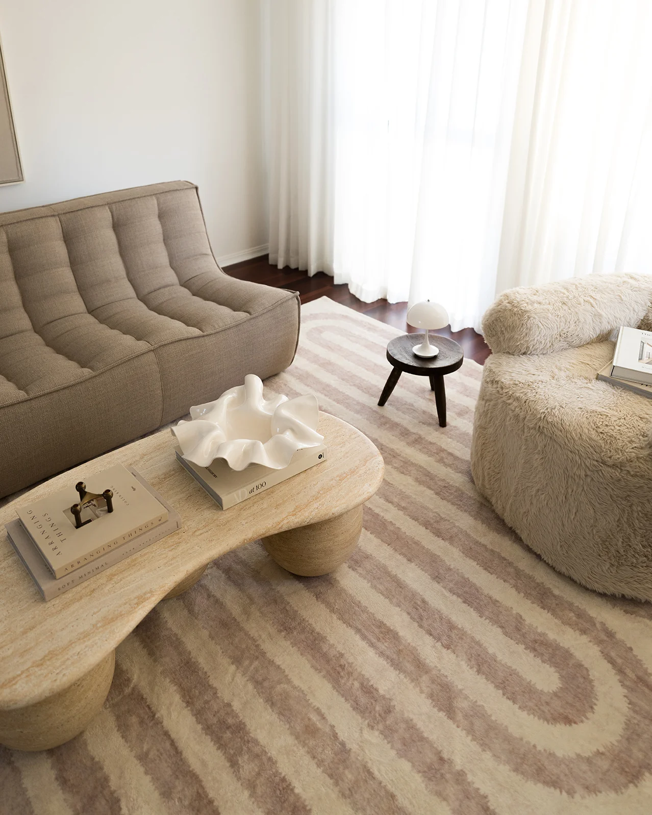 Sargola Ivory Curve Pattern Washable Rug - Image 7