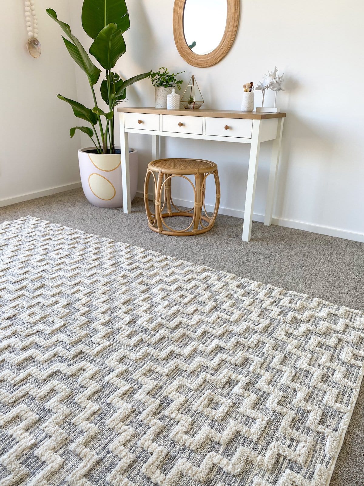 Sarita Ivory and Grey Geometric Textured Rug - Image 14