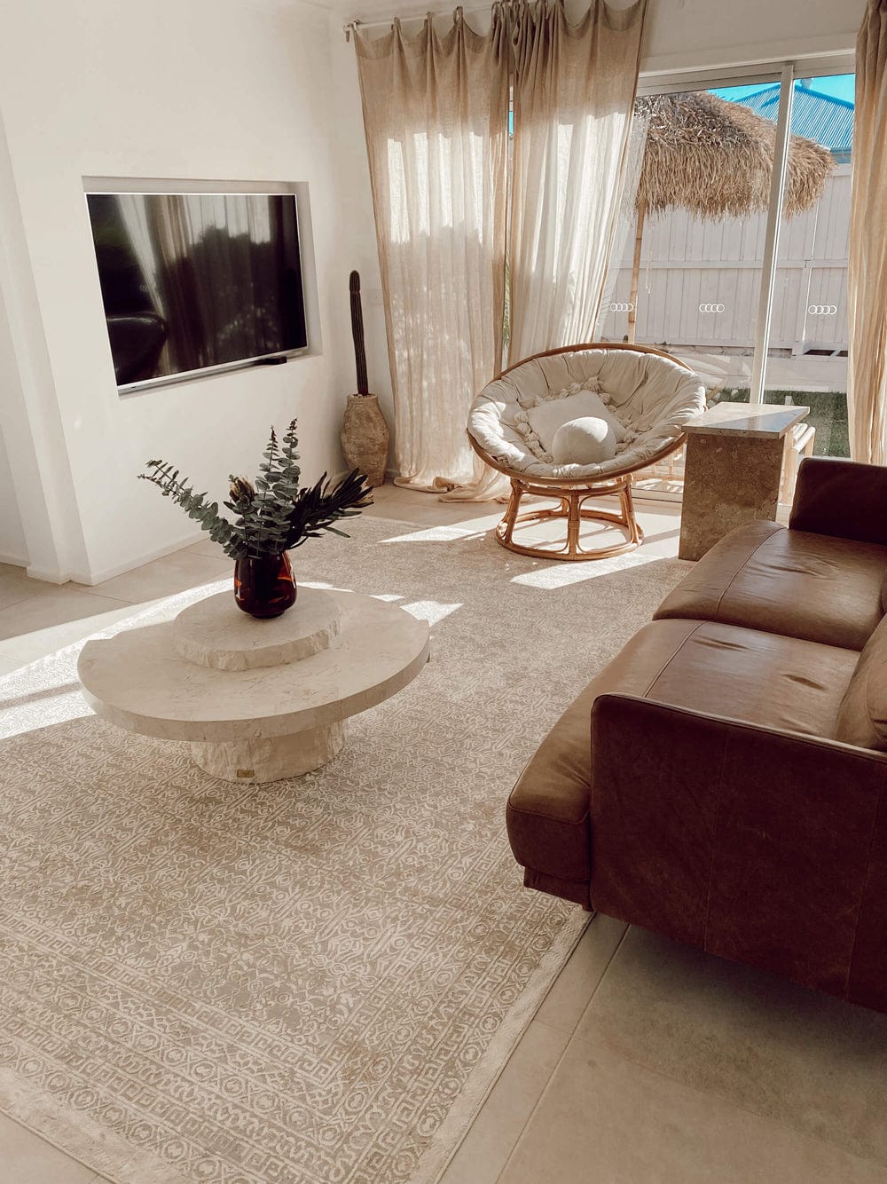 Seda Cream Ivory And Grey Traditional Floral Rug - Image 3