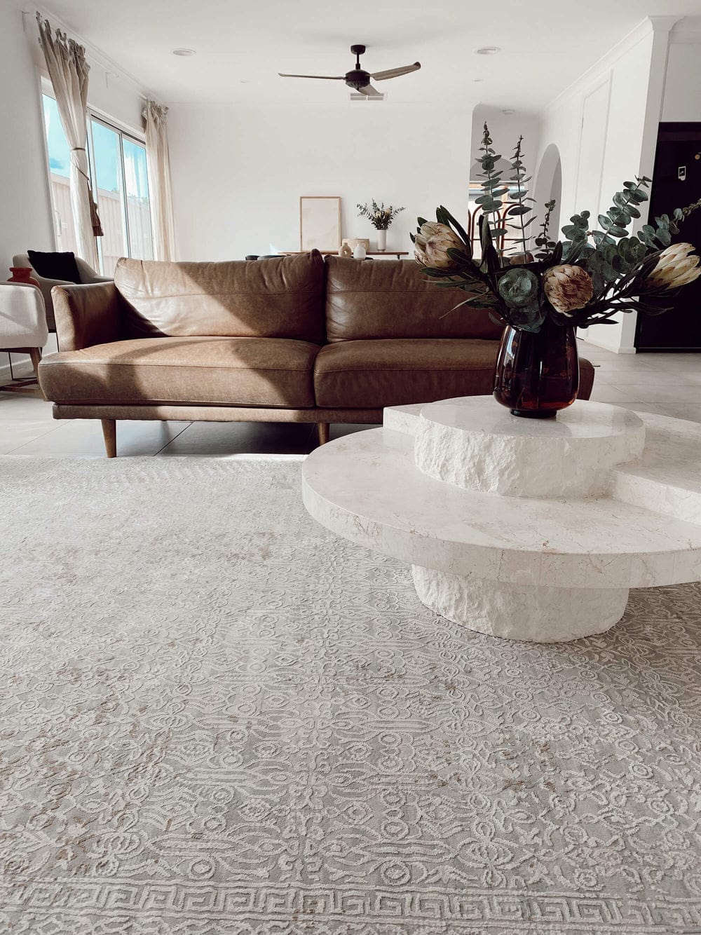 Seda Cream Ivory And Grey Traditional Floral Rug - Image 4