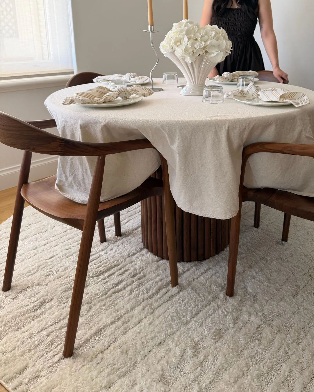Serena Ivory Cream Textured Round Rug - Image 5