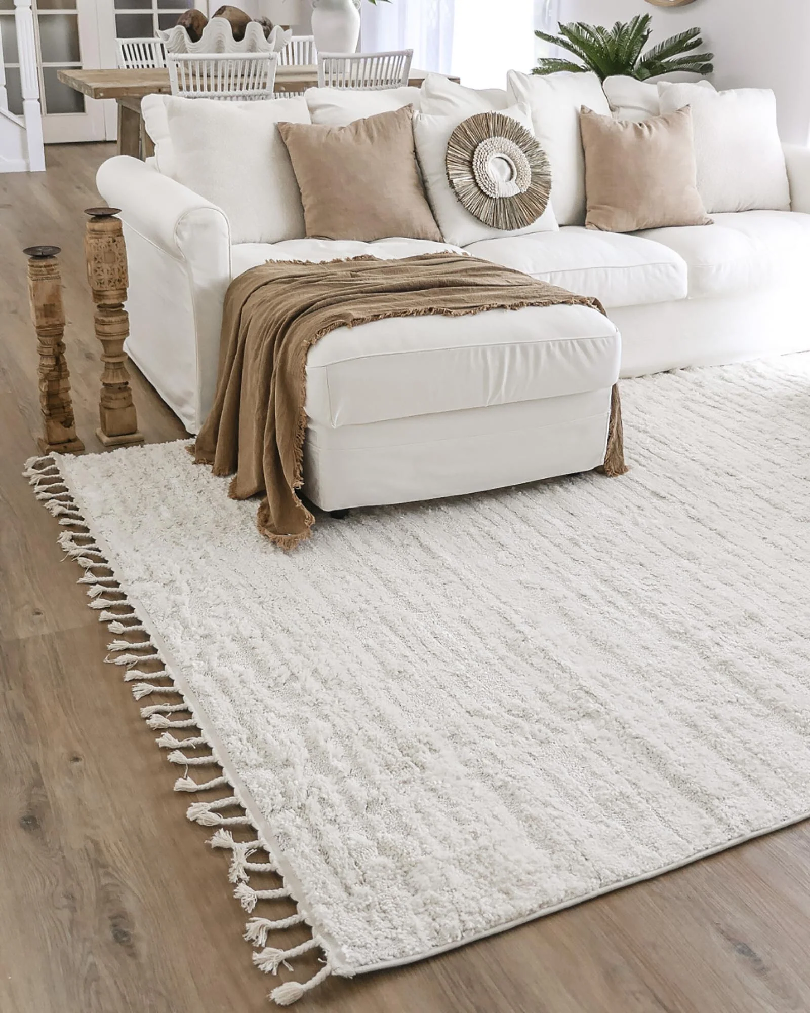 Serena Ivory Cream Textured Tassel Rug - Image 14
