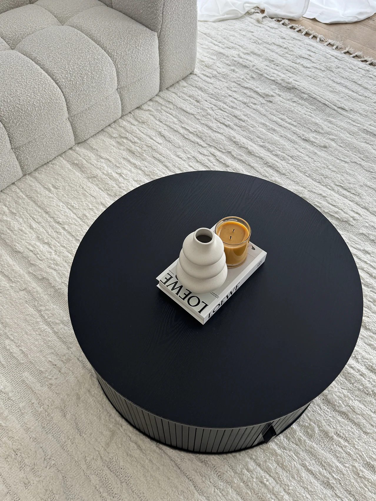Serena Ivory Cream Textured Tassel Rug - Image 4