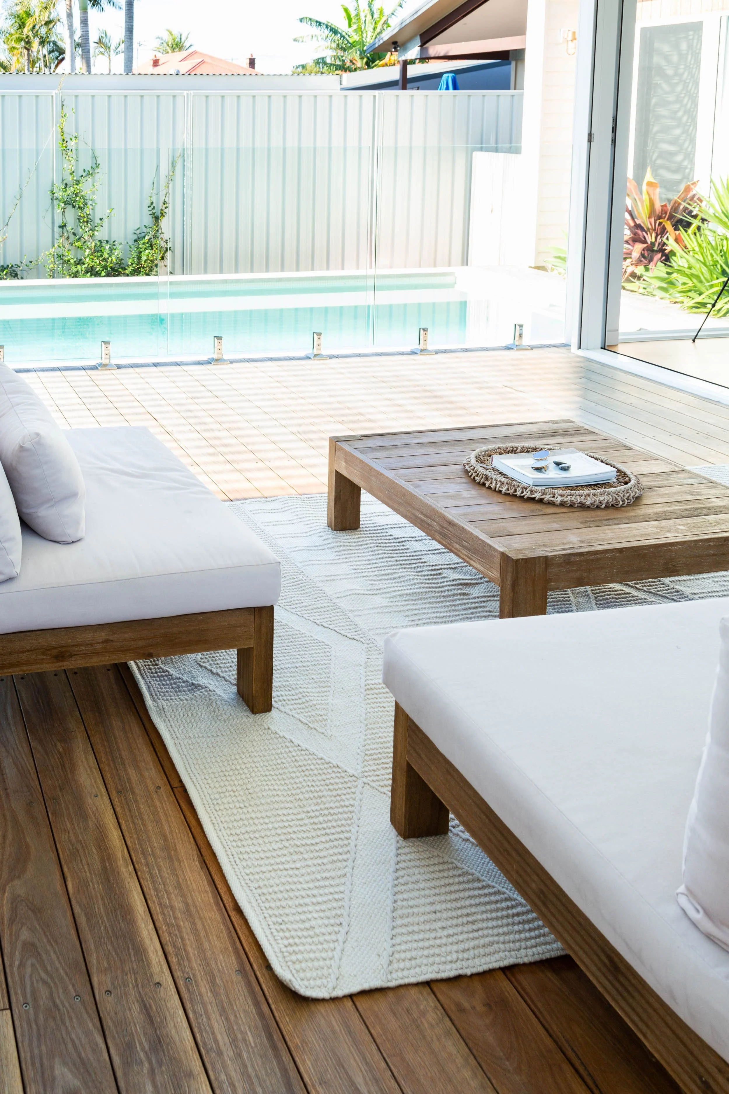 Shaka Ivory Indoor Outdoor Rug - Image 5