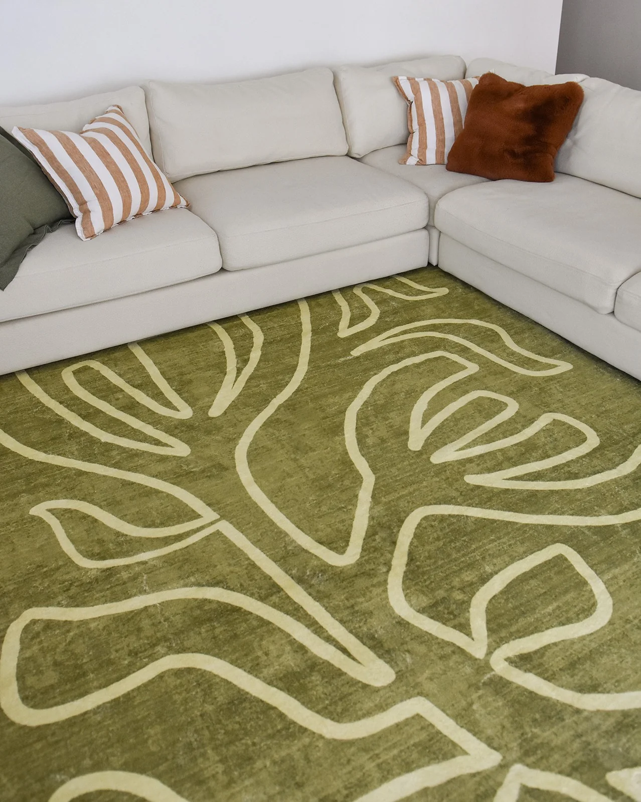 Shandi Green Hand Drawn Washable Rug - Image 5