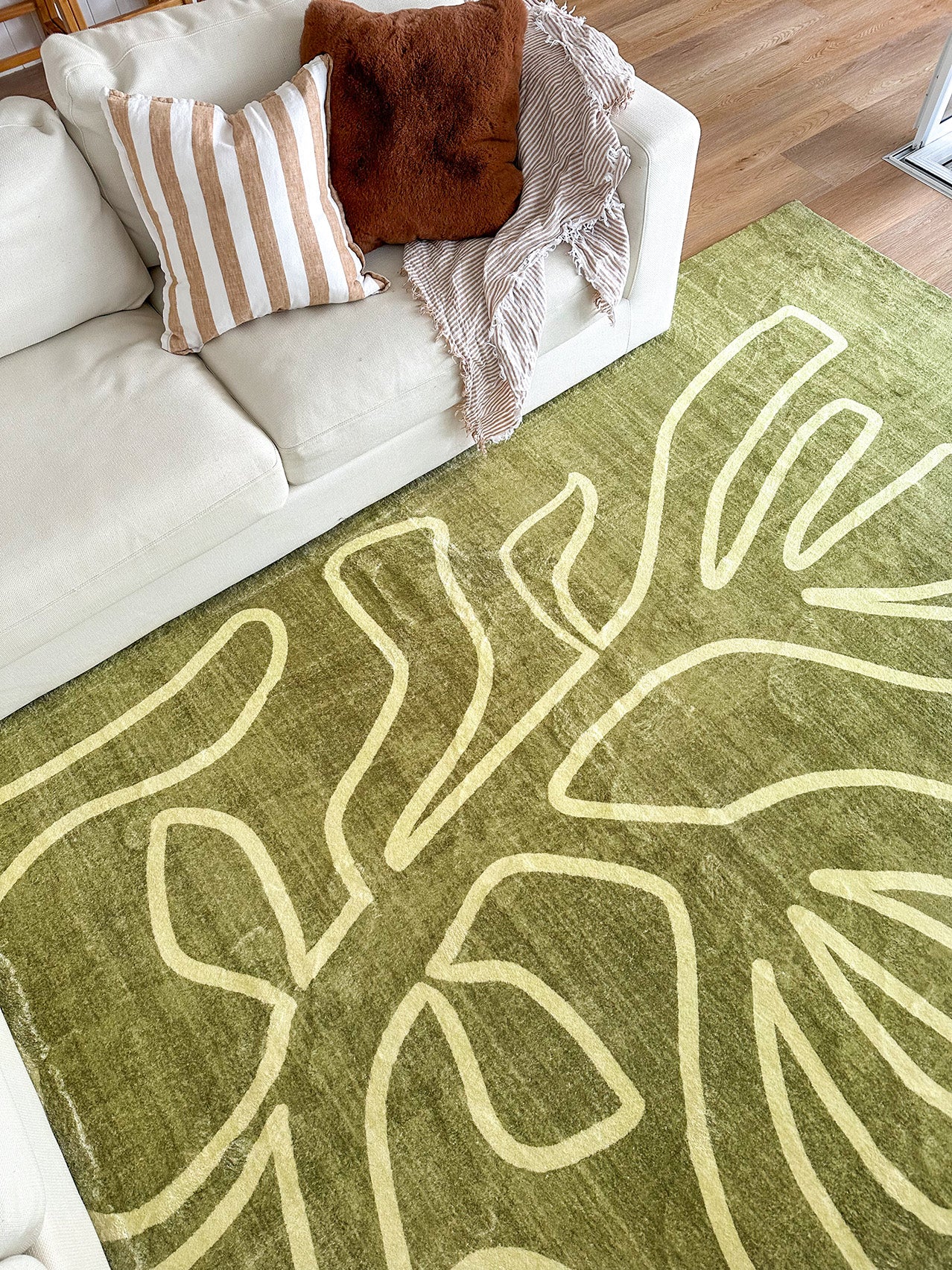 Shandi Green Hand Drawn Washable Rug - Image 6