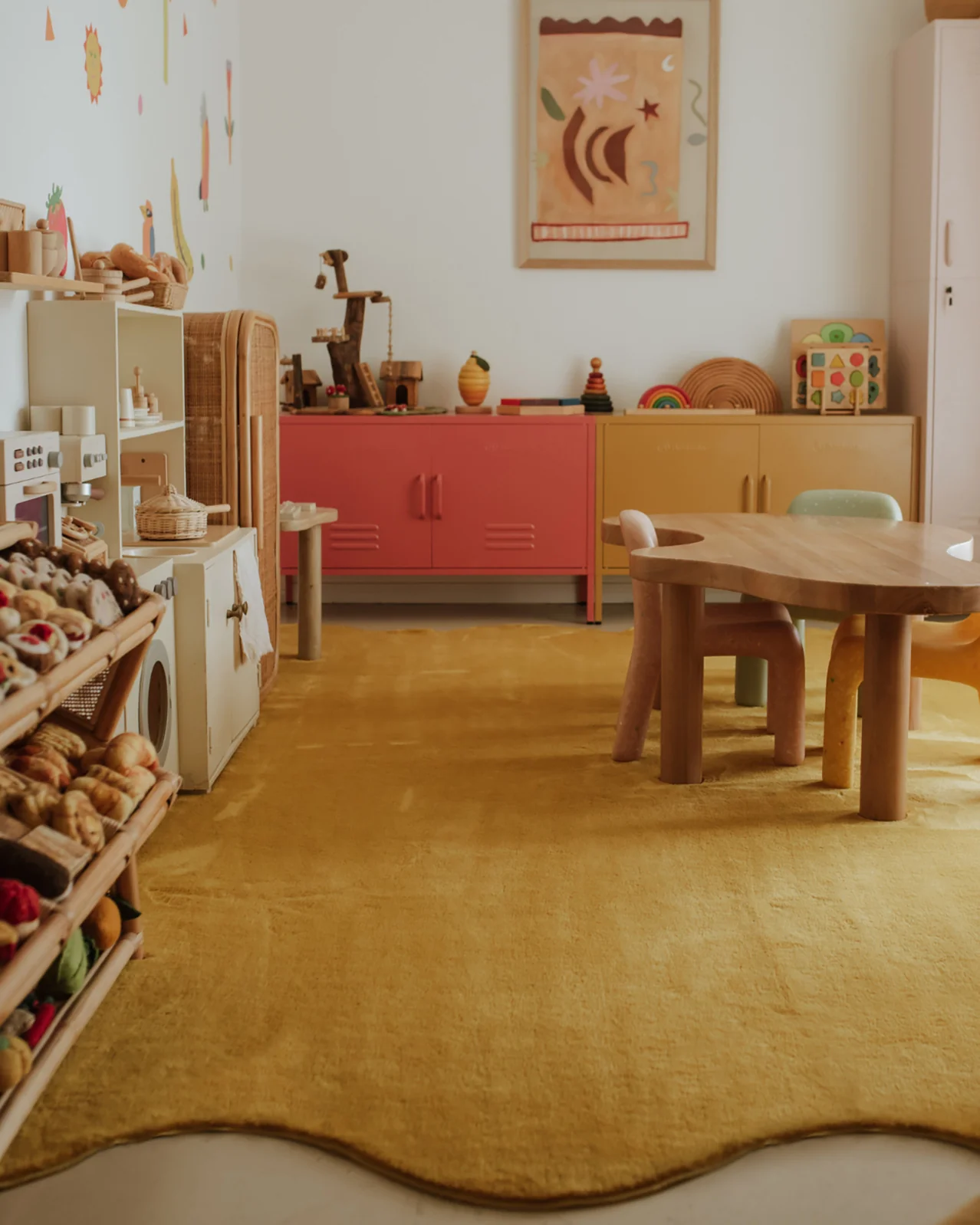 Sharra Mustard Yellow Scallop Washable Rug - Image 3