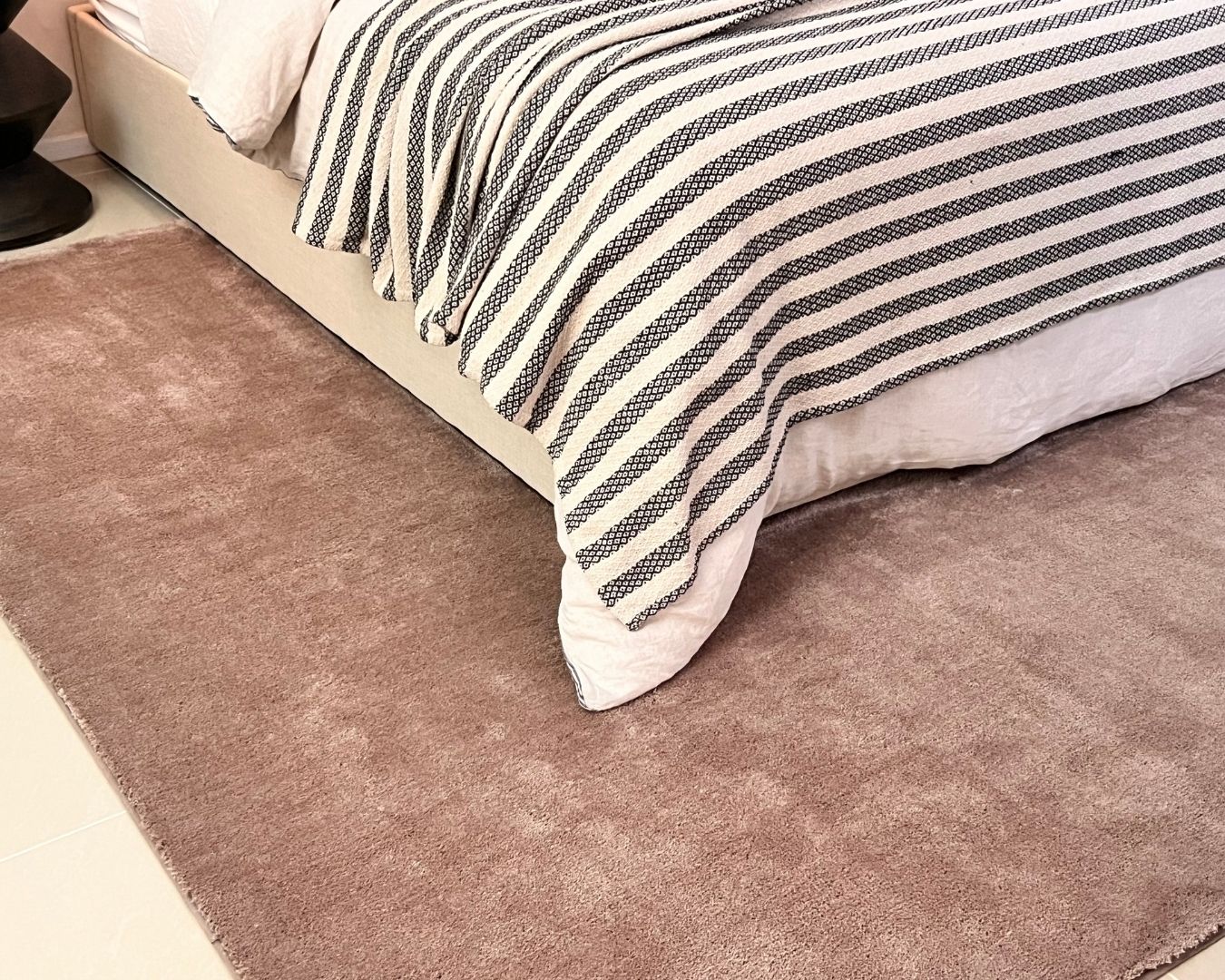 Shevana Taupe Shag Rug - Image 7