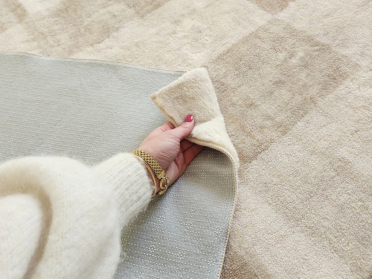 Shira Neutral Beige Checkered Washable Rug - Image 11