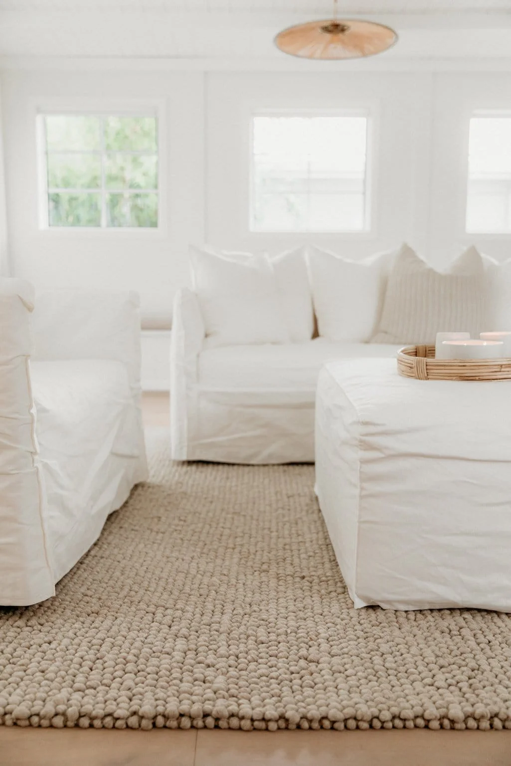 Simone Cream and Ivory Marble Looped Rug - Image 11