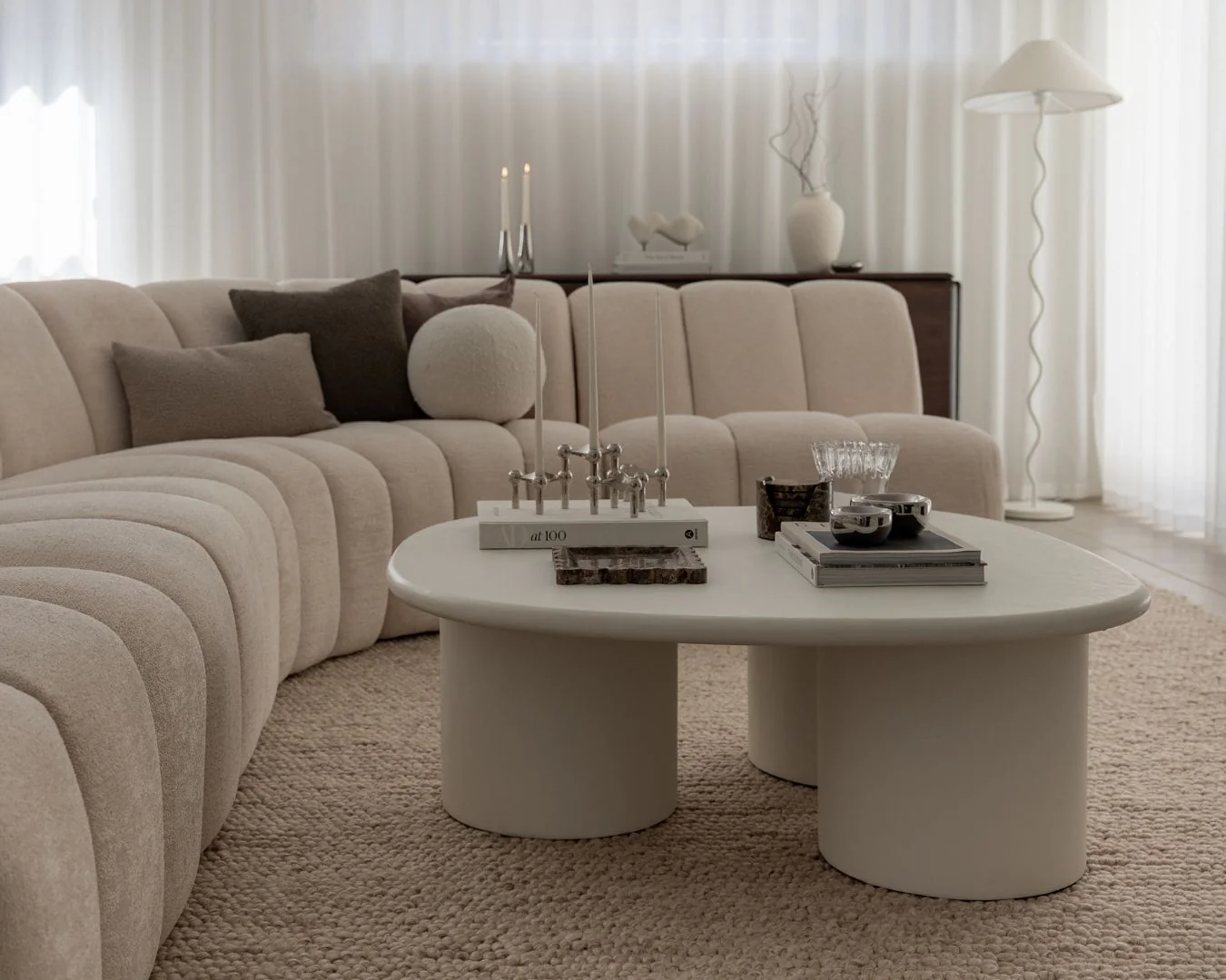 Simone Cream and Ivory Marble Looped Rug - Image 3