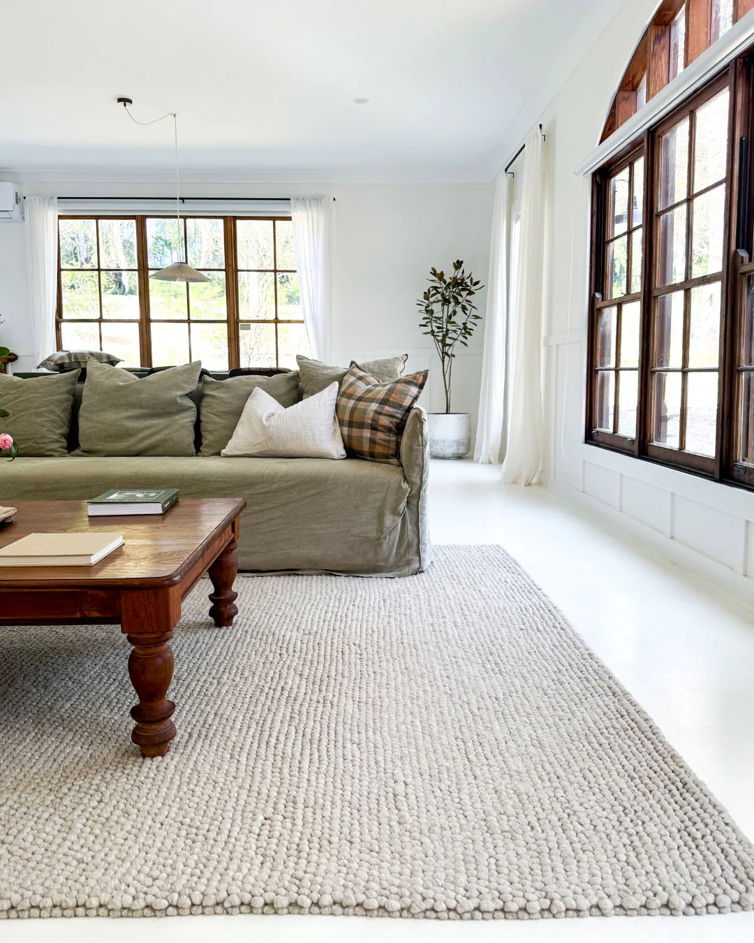 Simone Cream and Ivory Marble Looped Rug - Image 9