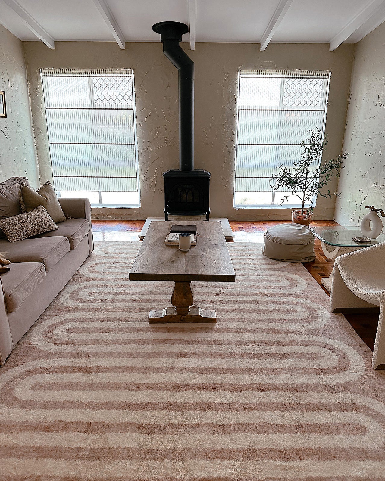 Sloan Beige Curve Pattern Washable Rug - Image 7