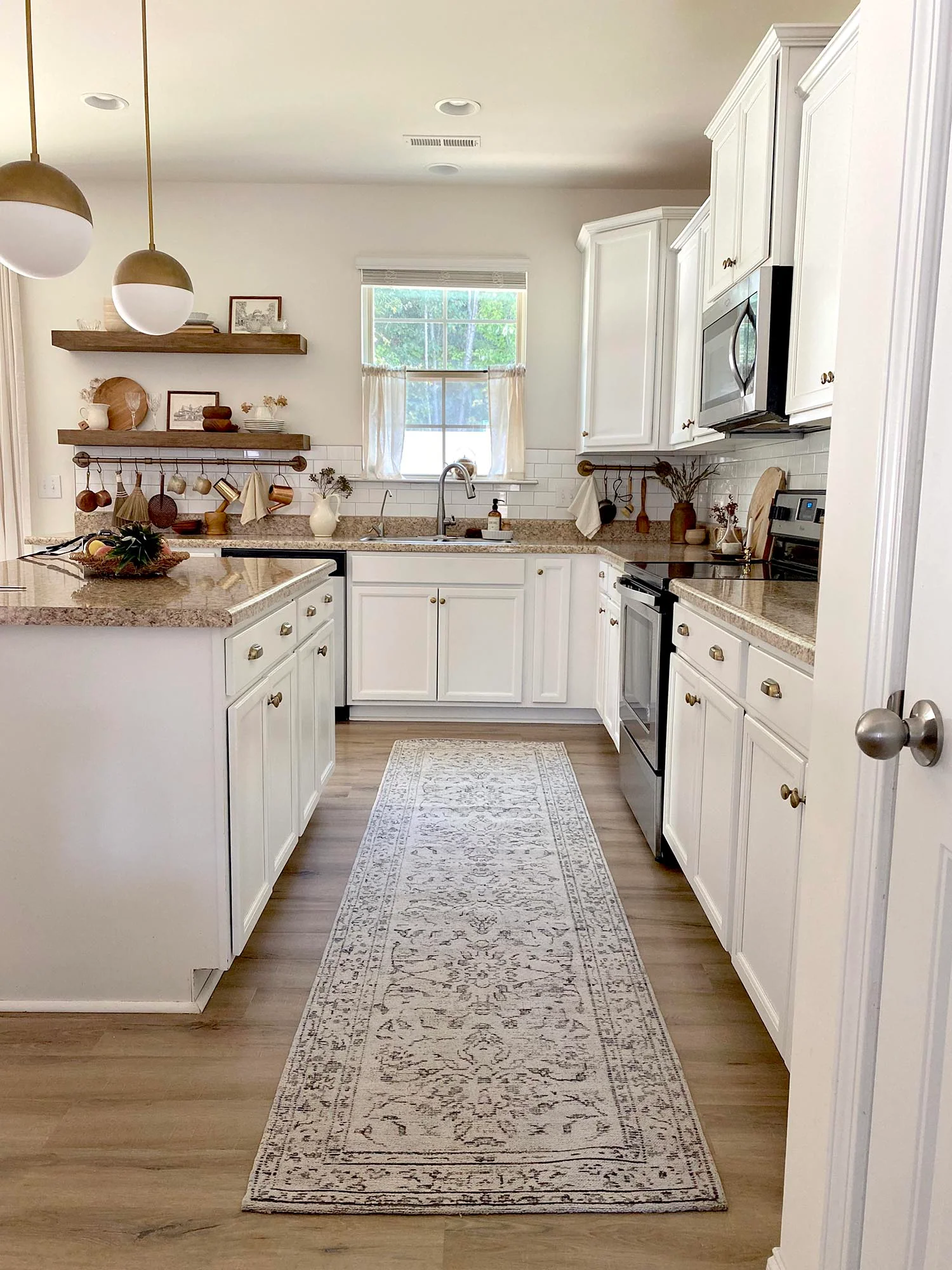 Sonia Beige and Grey Floral Pattern Runner Rug - Image 5