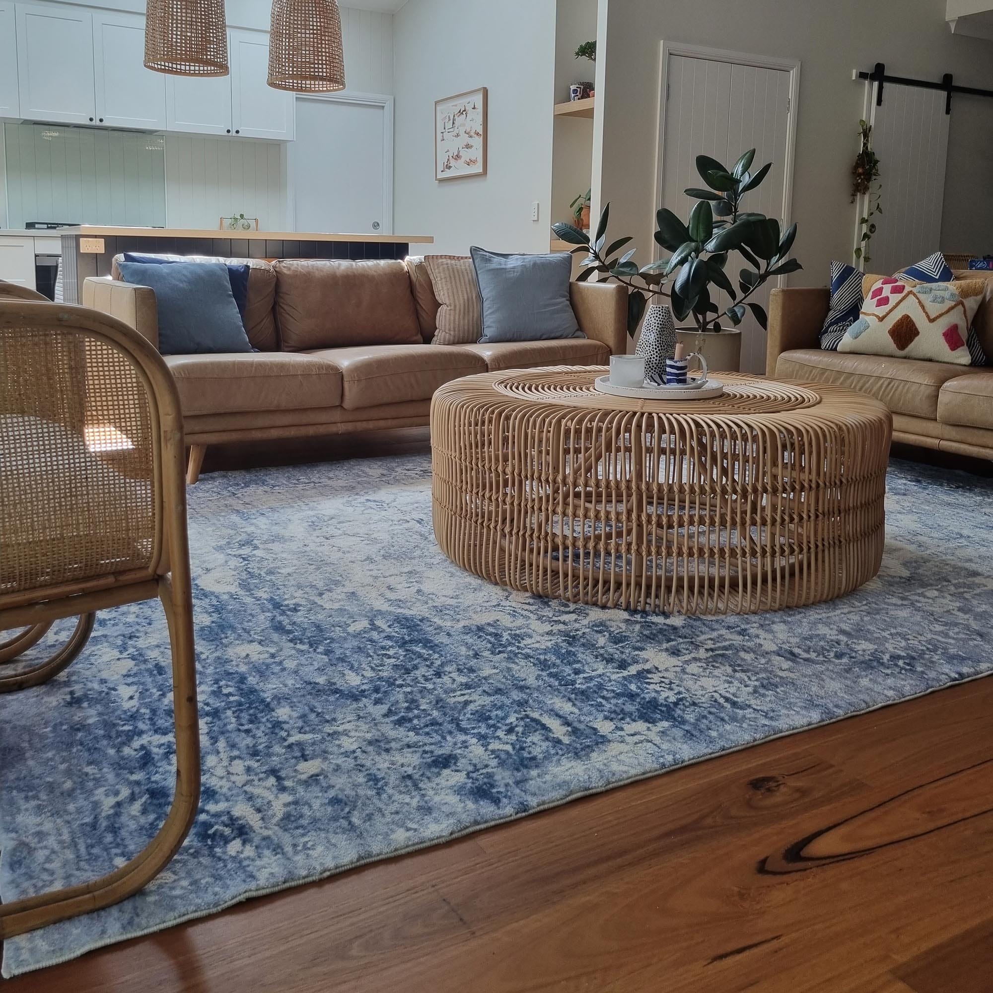 Suri Blue and Grey Distressed Washable Rug - Image 9