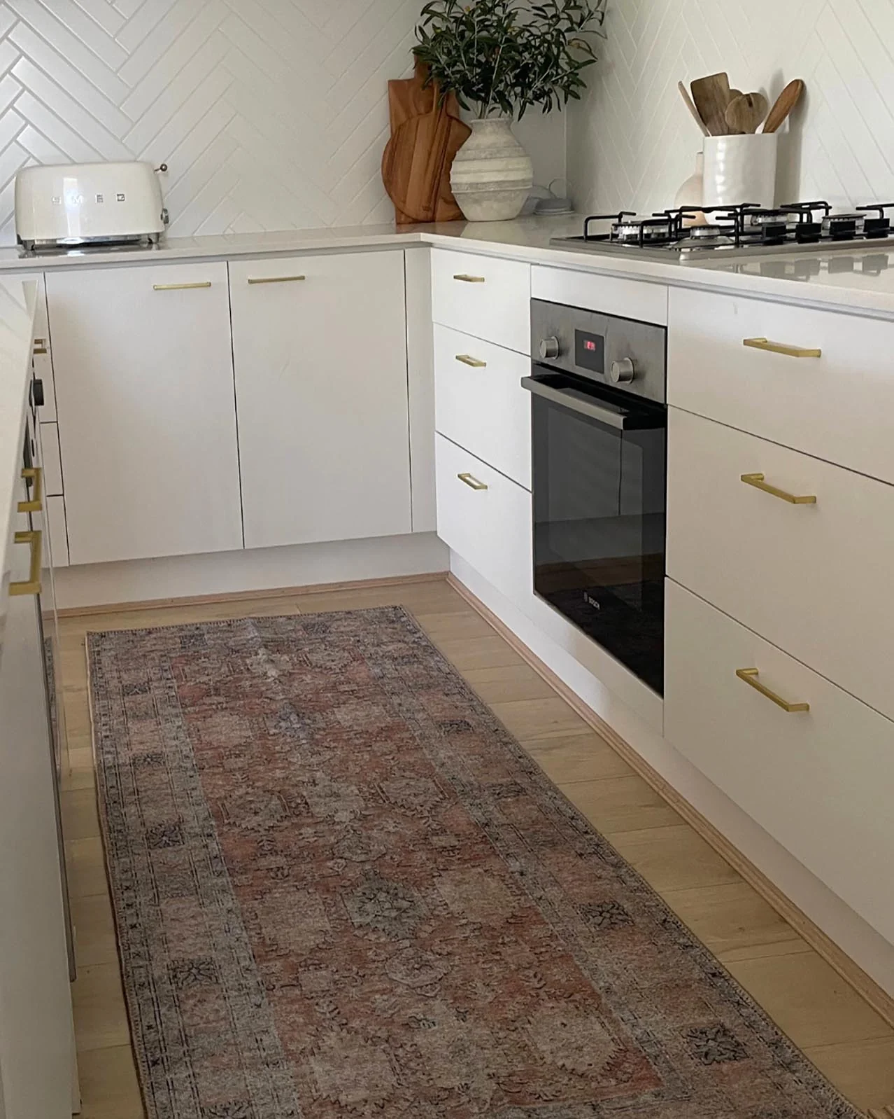 Sydelle Brown and Grey Traditional Distressed Washable Runner Rug - Image 3