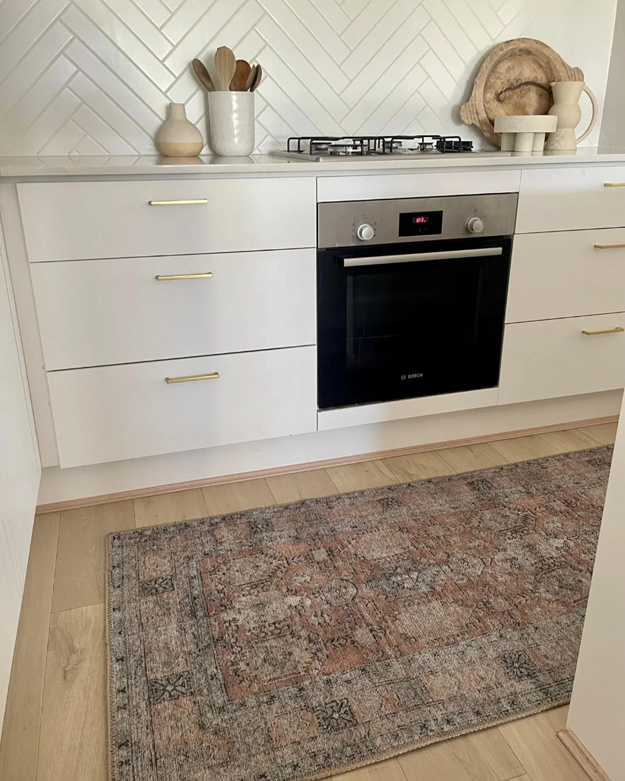 Sydelle Brown and Grey Traditional Distressed Washable Runner Rug - Image 4