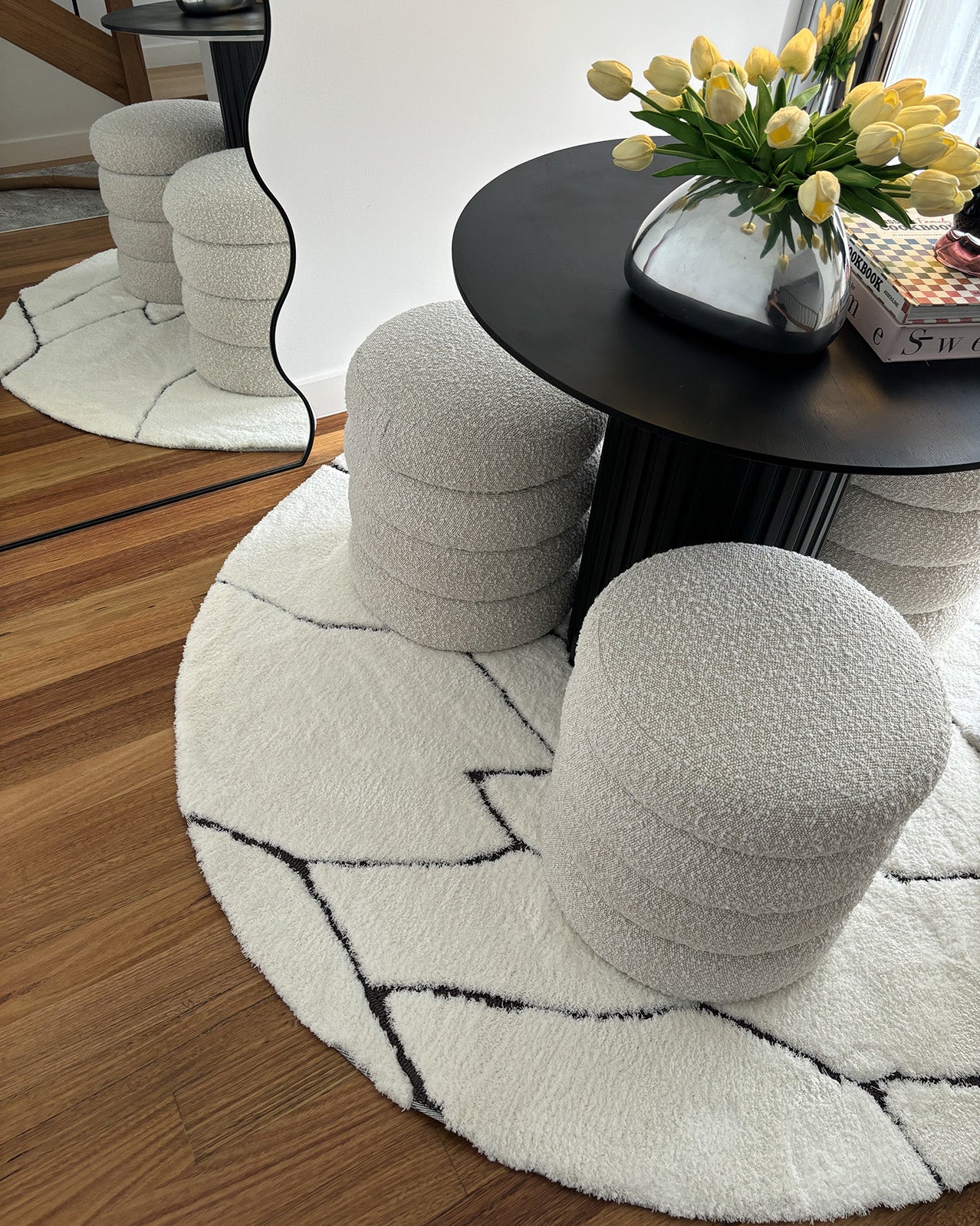 Tahlee Cream and Charcoal Grey Tribal Round Shag Rug - Image 3