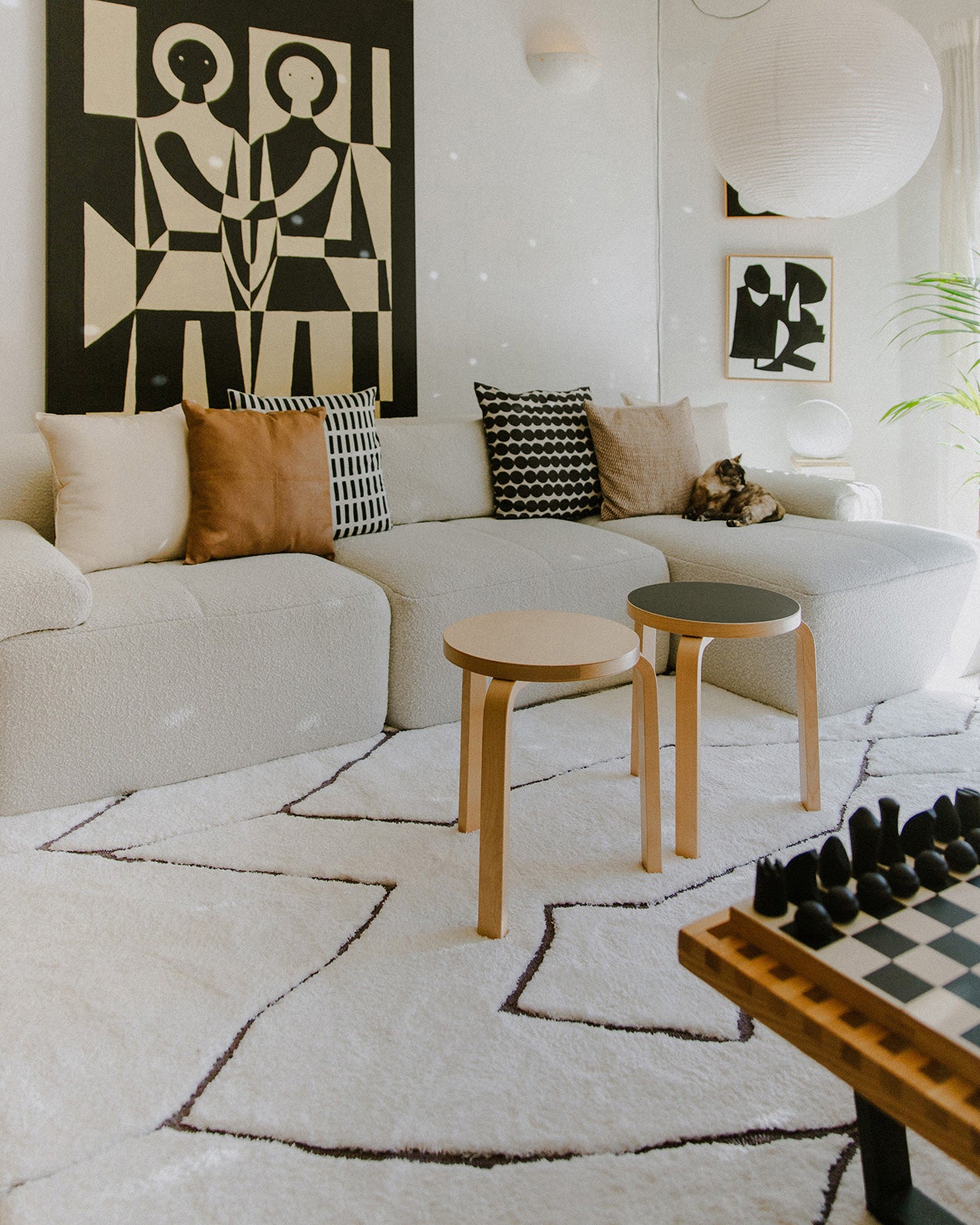 Tahlee Cream and Charcoal Grey Tribal Shag Rug - Image 2