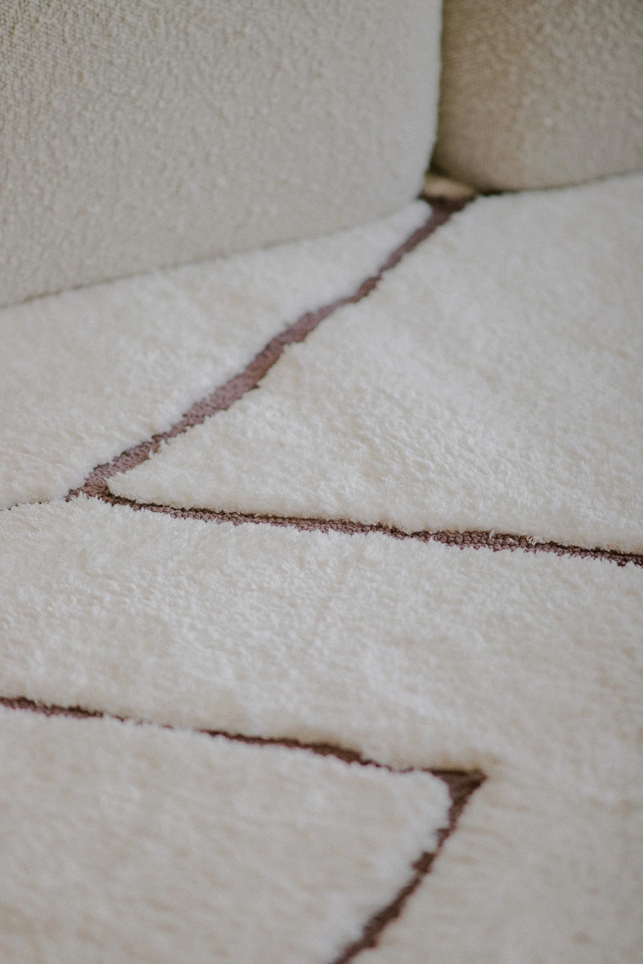Tahlee Cream and Charcoal Grey Tribal Shag Rug - Image 20