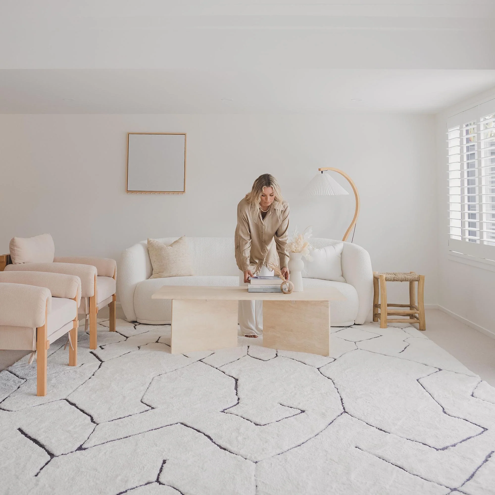 Tahlee Cream and Charcoal Grey Tribal Shag Rug - Image 9