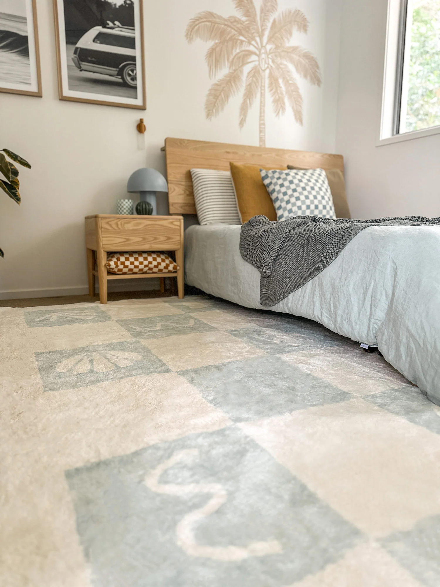 Tara Blue and Cream Checkered Washable Rug - Image 4