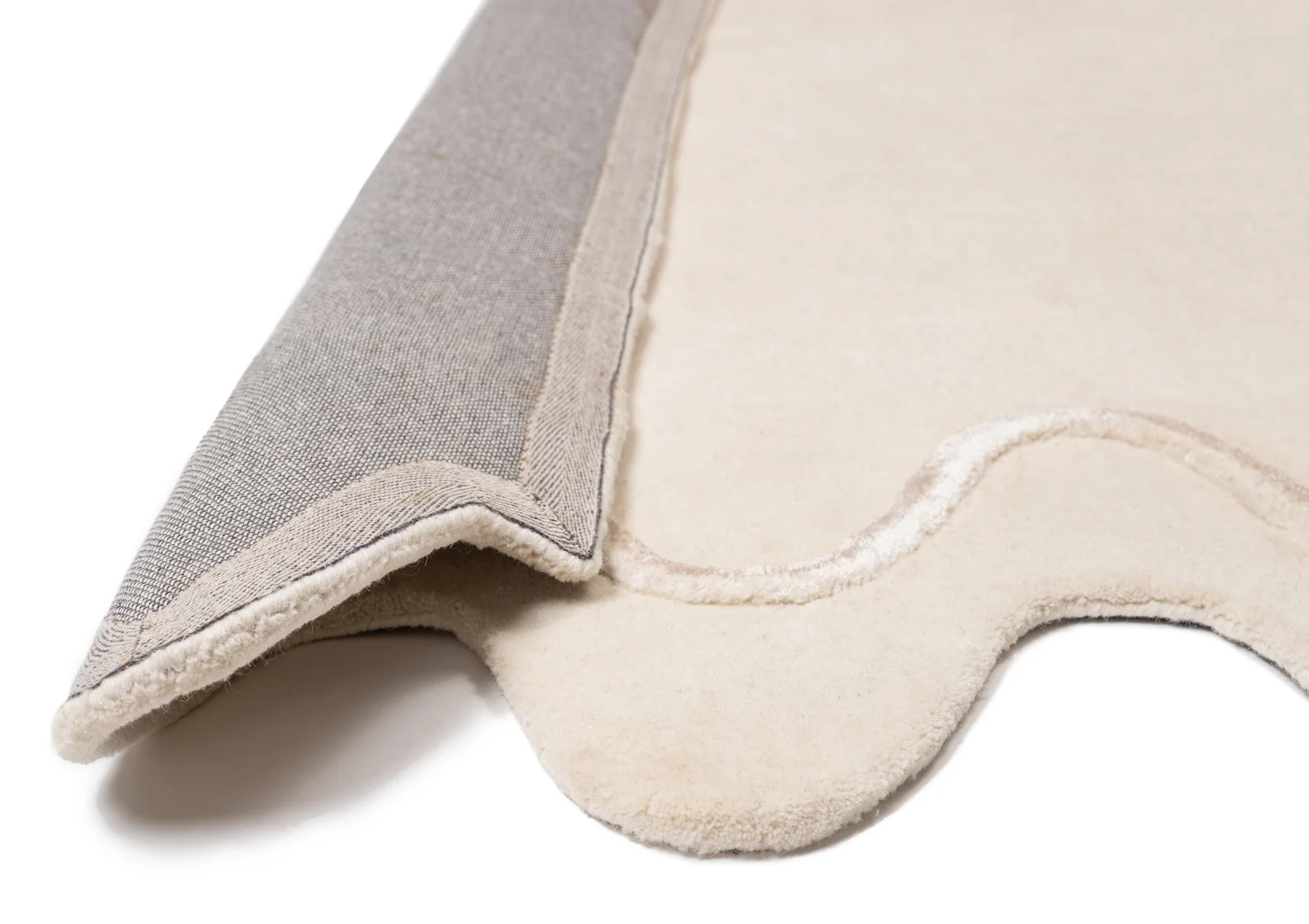 Tippy Cream Scalloped Handmade Wool Rug - Image 19