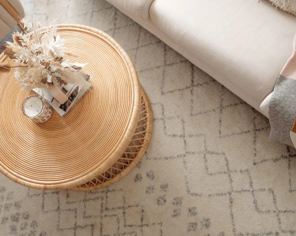 Toni Ivory and Grey Tribal Diamond Rug - Image 6