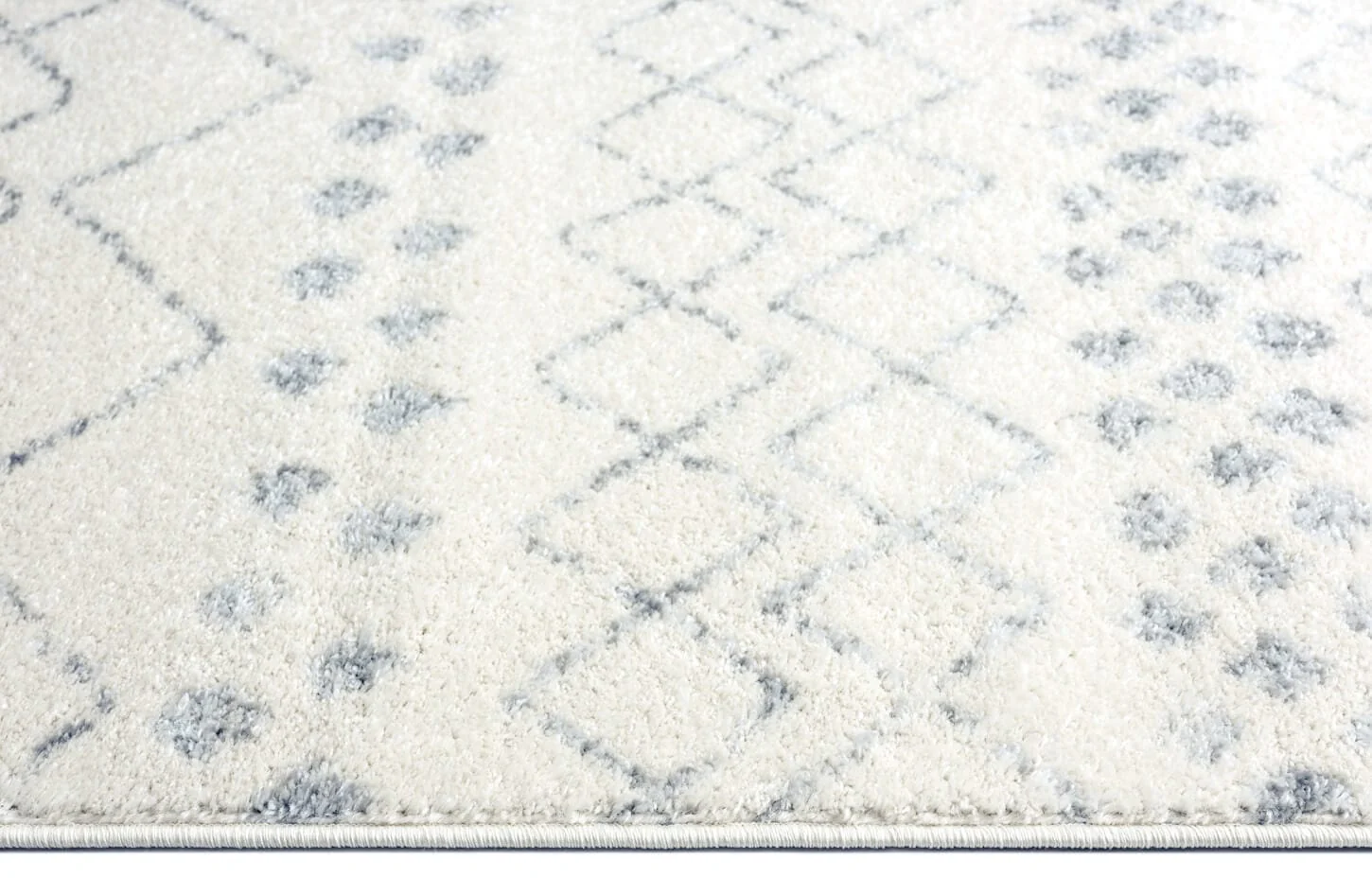 Toni Ivory and Grey Tribal Diamond Rug - Image 9