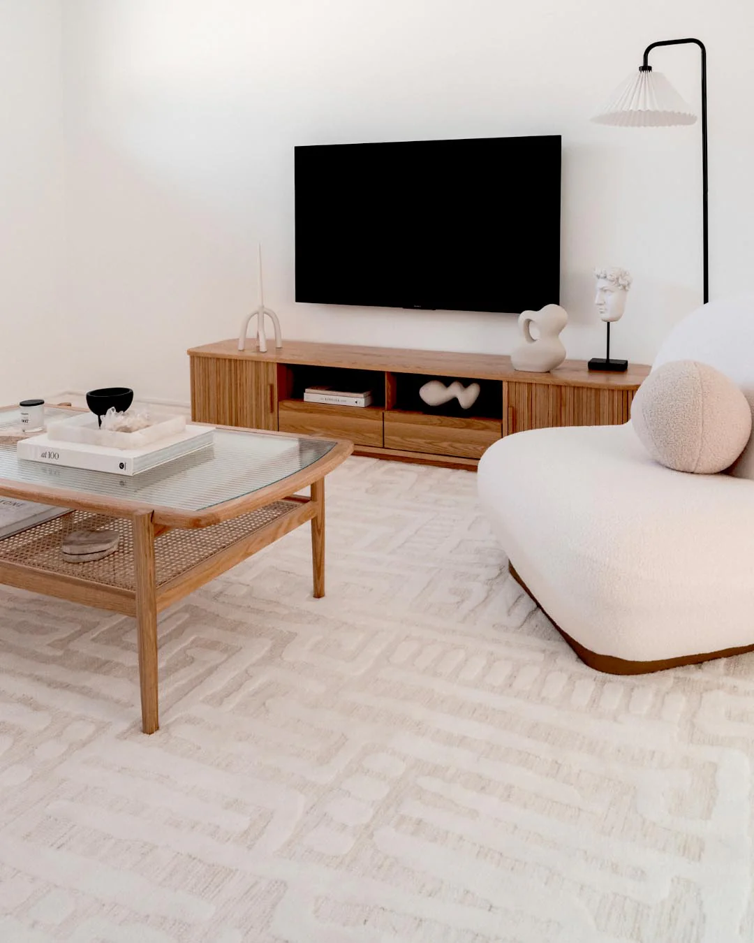 Trissa Beige and Ivory Abstract Tribal Rug - Image 2